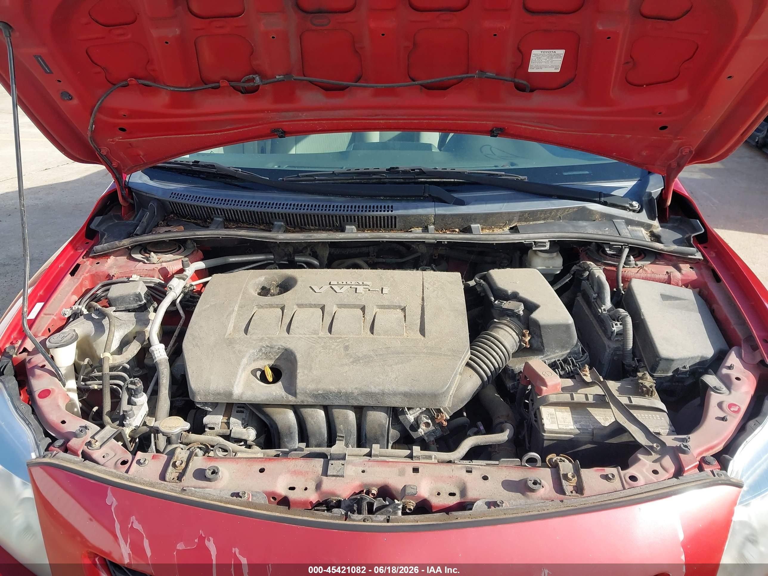 2010 Toyota Corolla Le Red vin: 1NXBU4EE4AZ284859