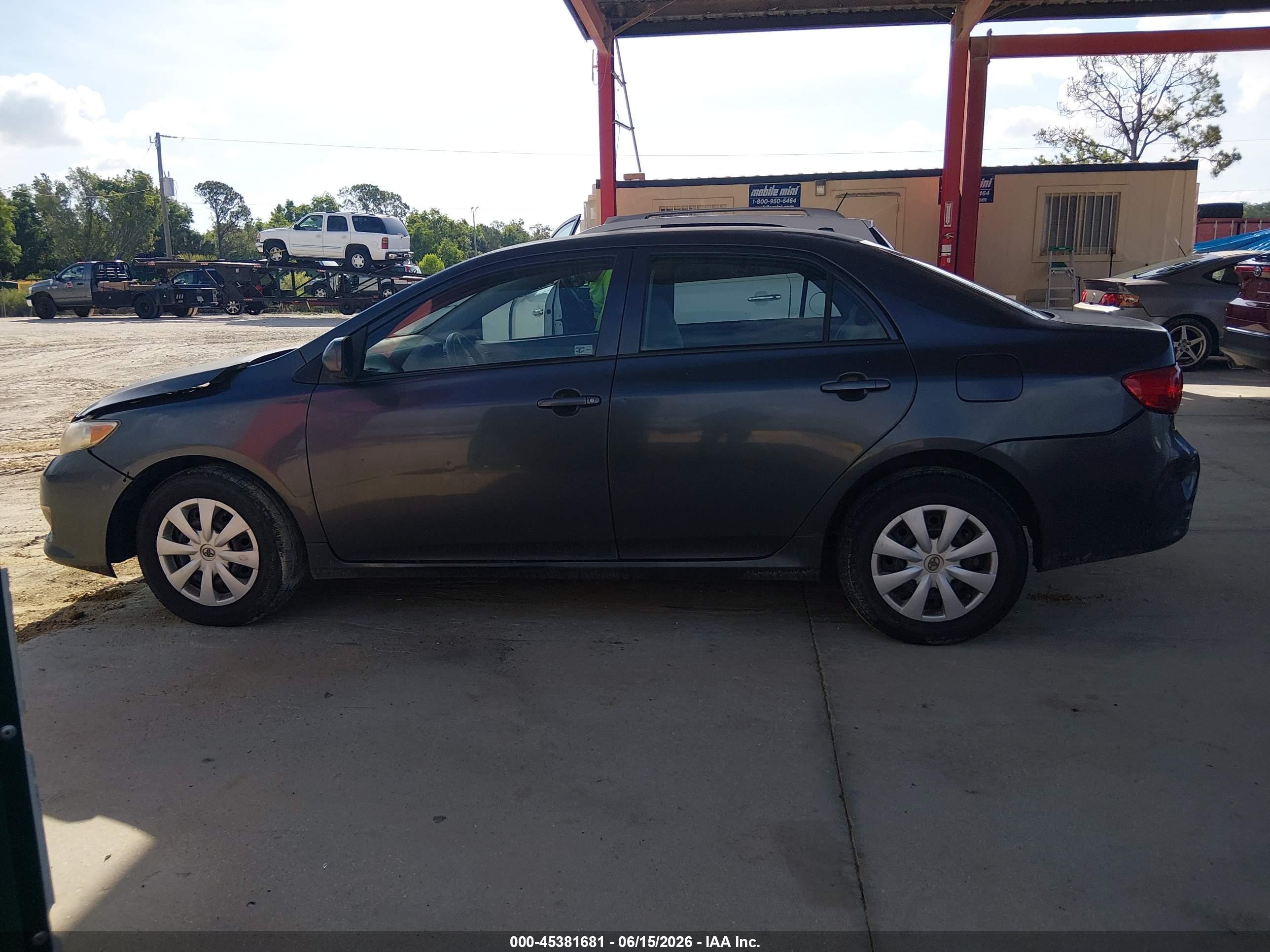 2010 Toyota Corolla Le Gray vin: 1NXBU4EE4AZ296431