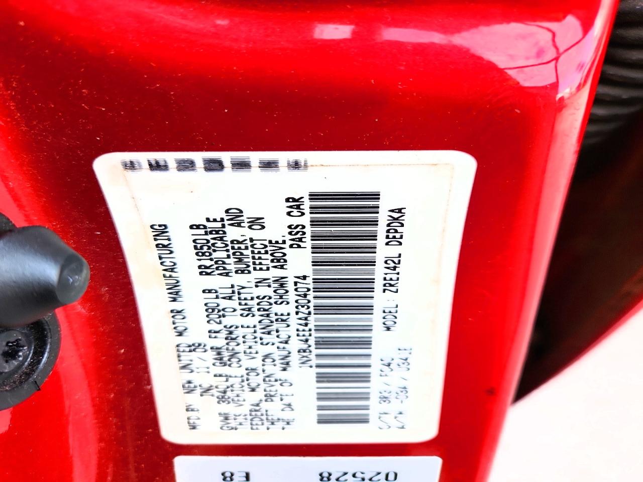 2010 Toyota Corolla Le Red vin: 1NXBU4EE4AZ304074