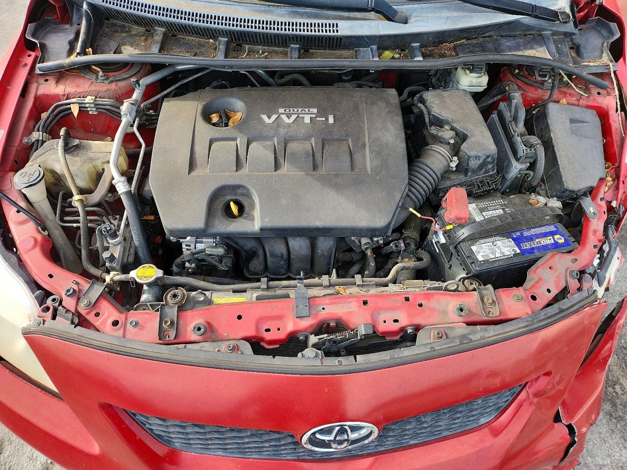 2010 Toyota Corolla Le Red vin: 1NXBU4EE4AZ304074