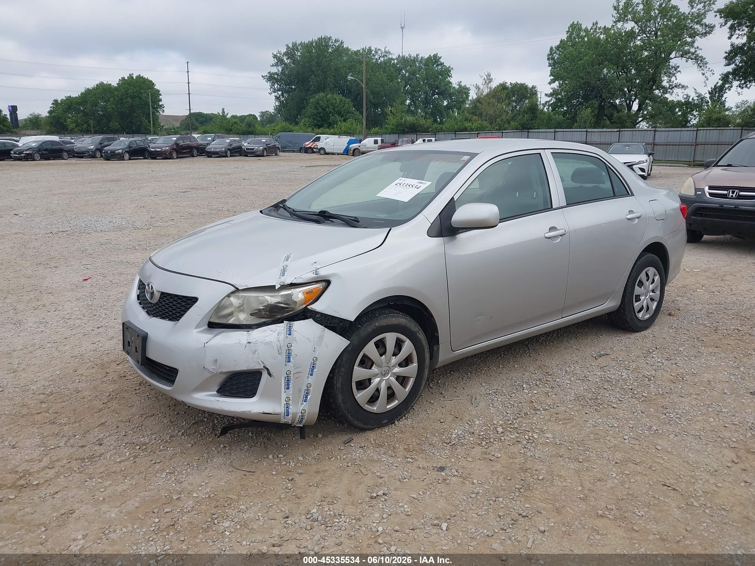 2010 Toyota Corolla Le Silver vin: 1NXBU4EE4AZ324650