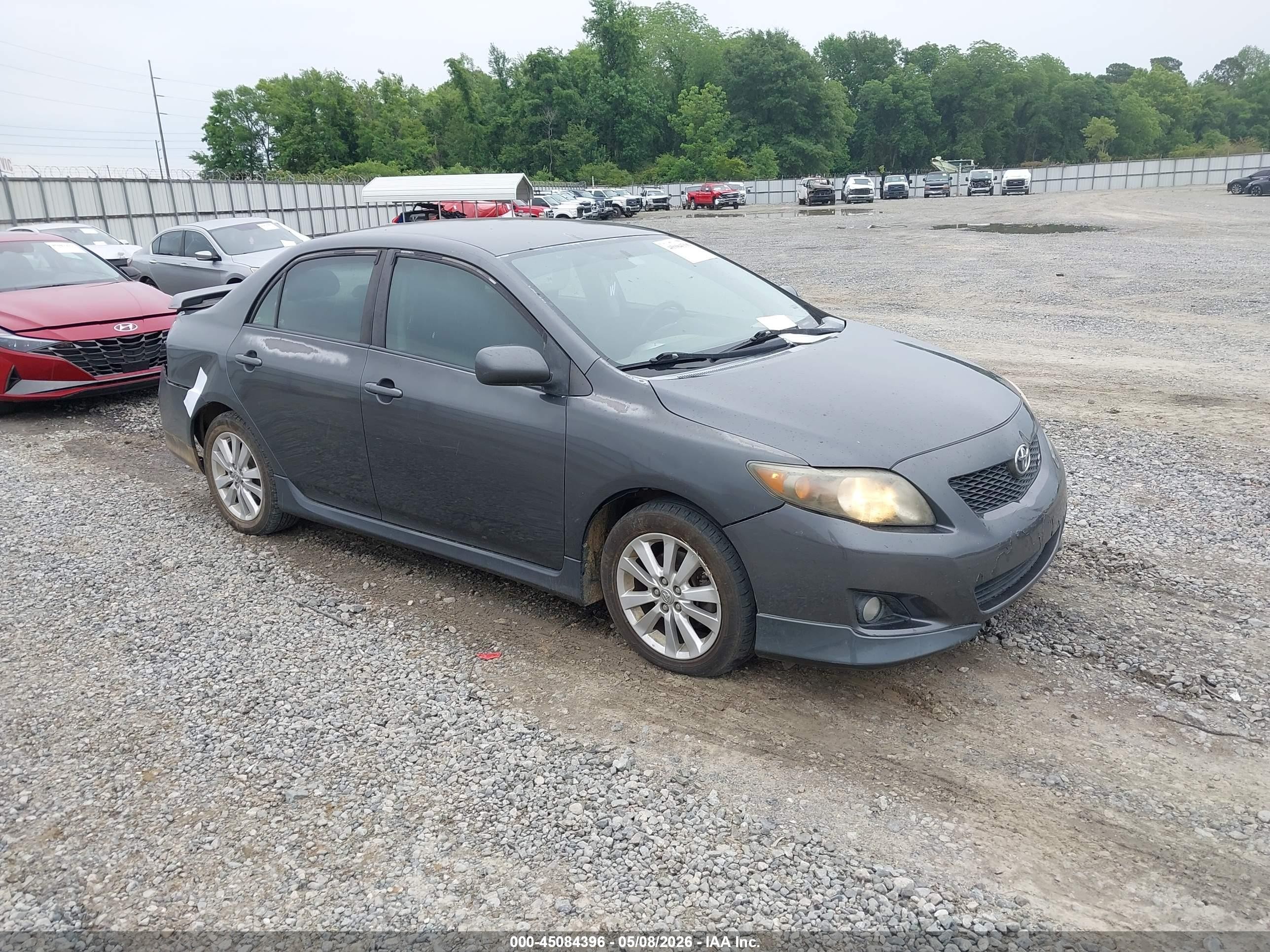 2010 Toyota Corolla S Серый vin: 1NXBU4EE4AZ330030