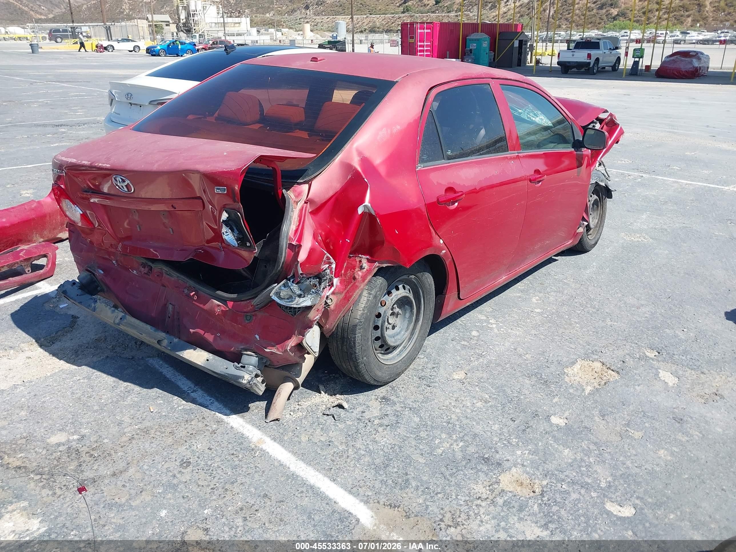 2010 Toyota Corolla Le Red vin: 1NXBU4EE4AZ336832