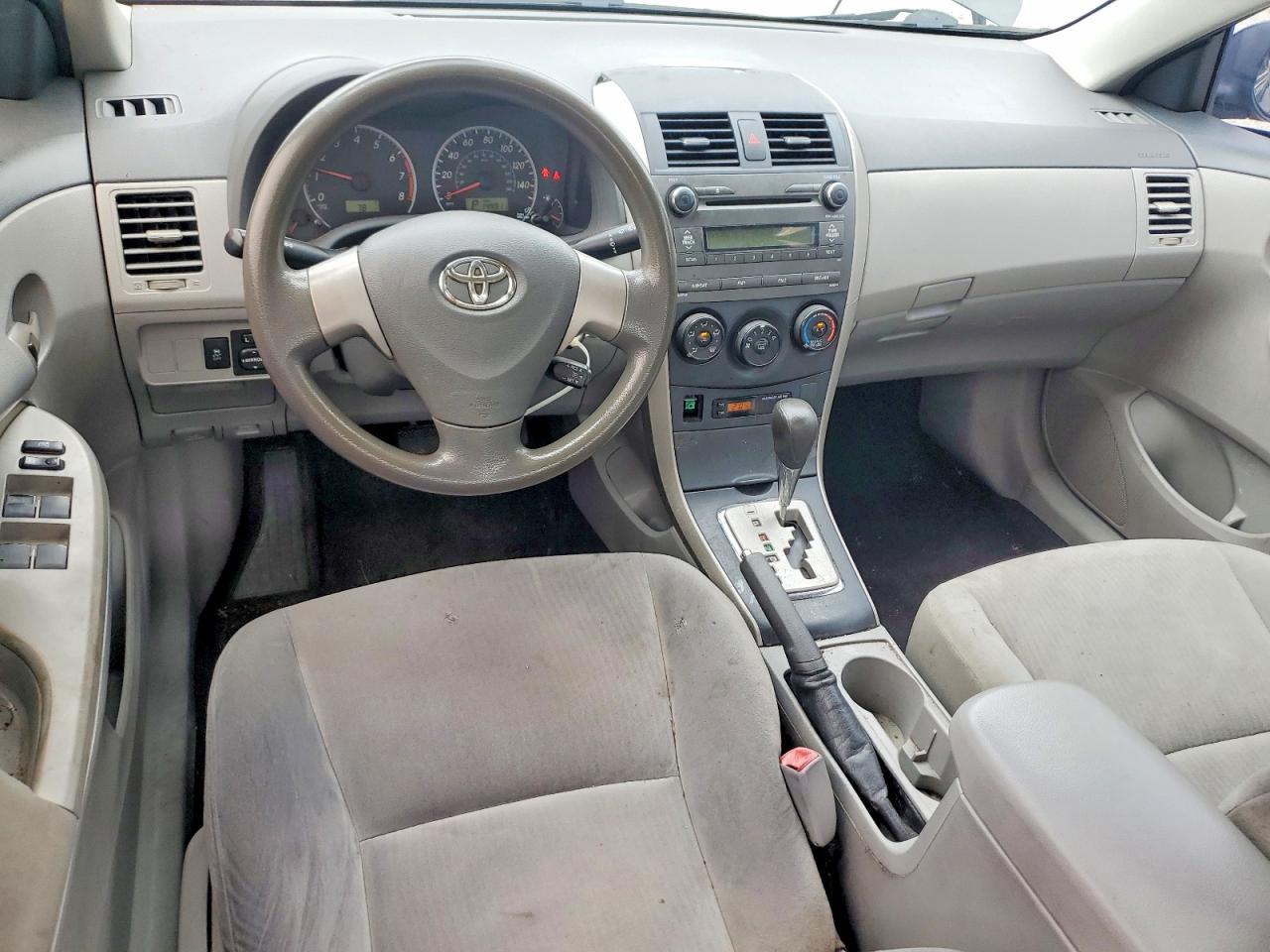 2010 Toyota Corolla Le Серый vin: 1NXBU4EE4AZ344526