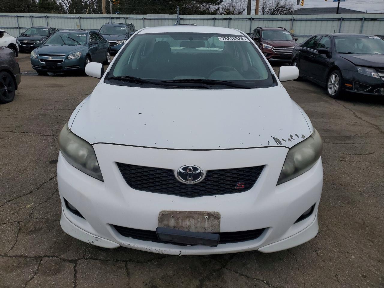 2010 Toyota Corolla S Белый vin: 1NXBU4EE4AZ350178