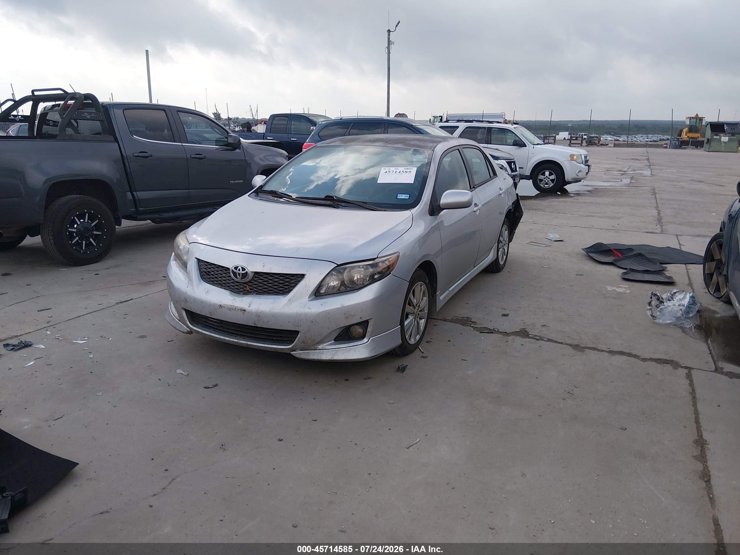 2010 Toyota Corolla S Silver vin: 1NXBU4EE4AZ352366