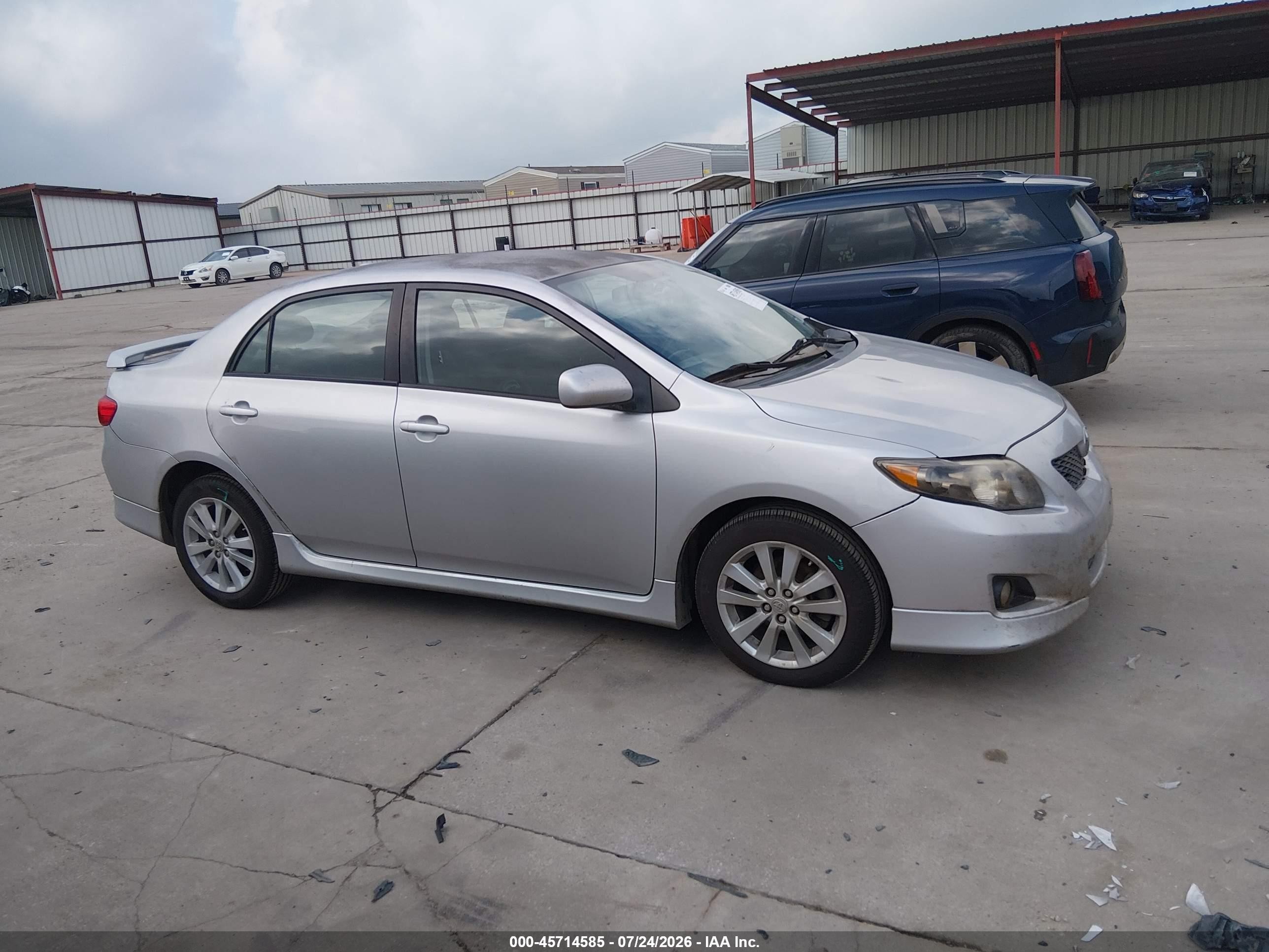 2010 Toyota Corolla S Silver vin: 1NXBU4EE4AZ352366