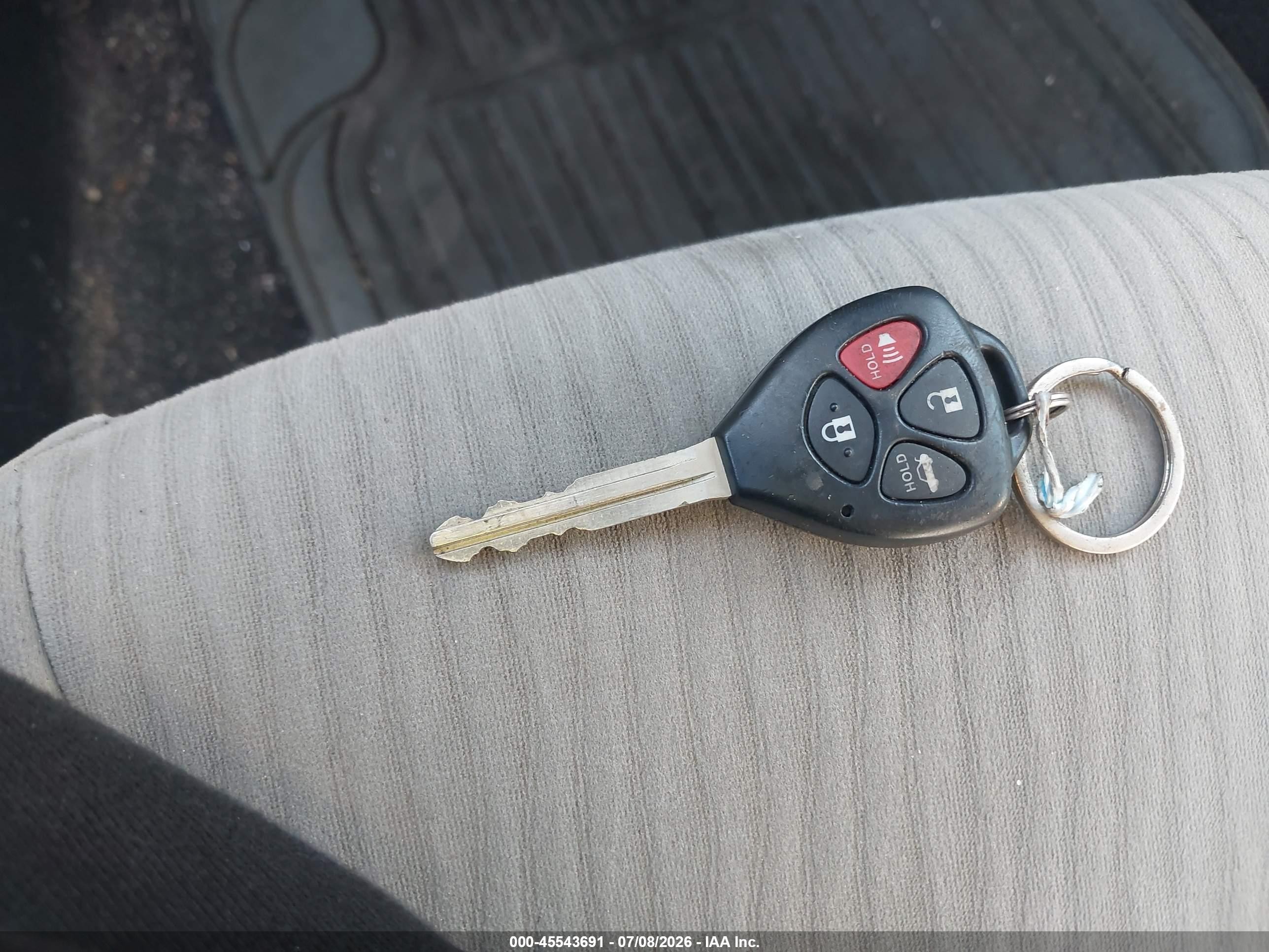 2010 Toyota Corolla Le Silver vin: 1NXBU4EE5AZ177125