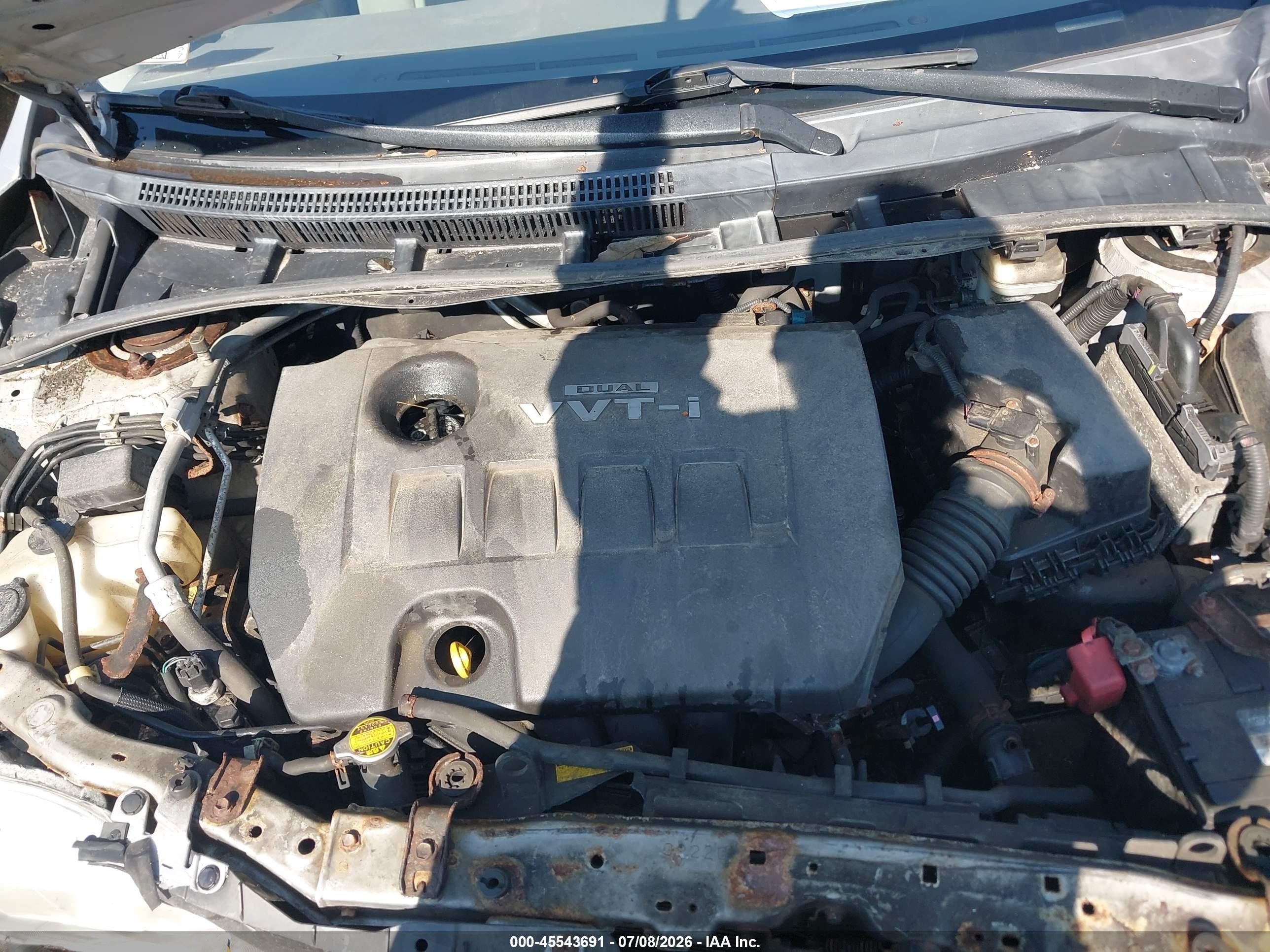 2010 Toyota Corolla Le Silver vin: 1NXBU4EE5AZ177125