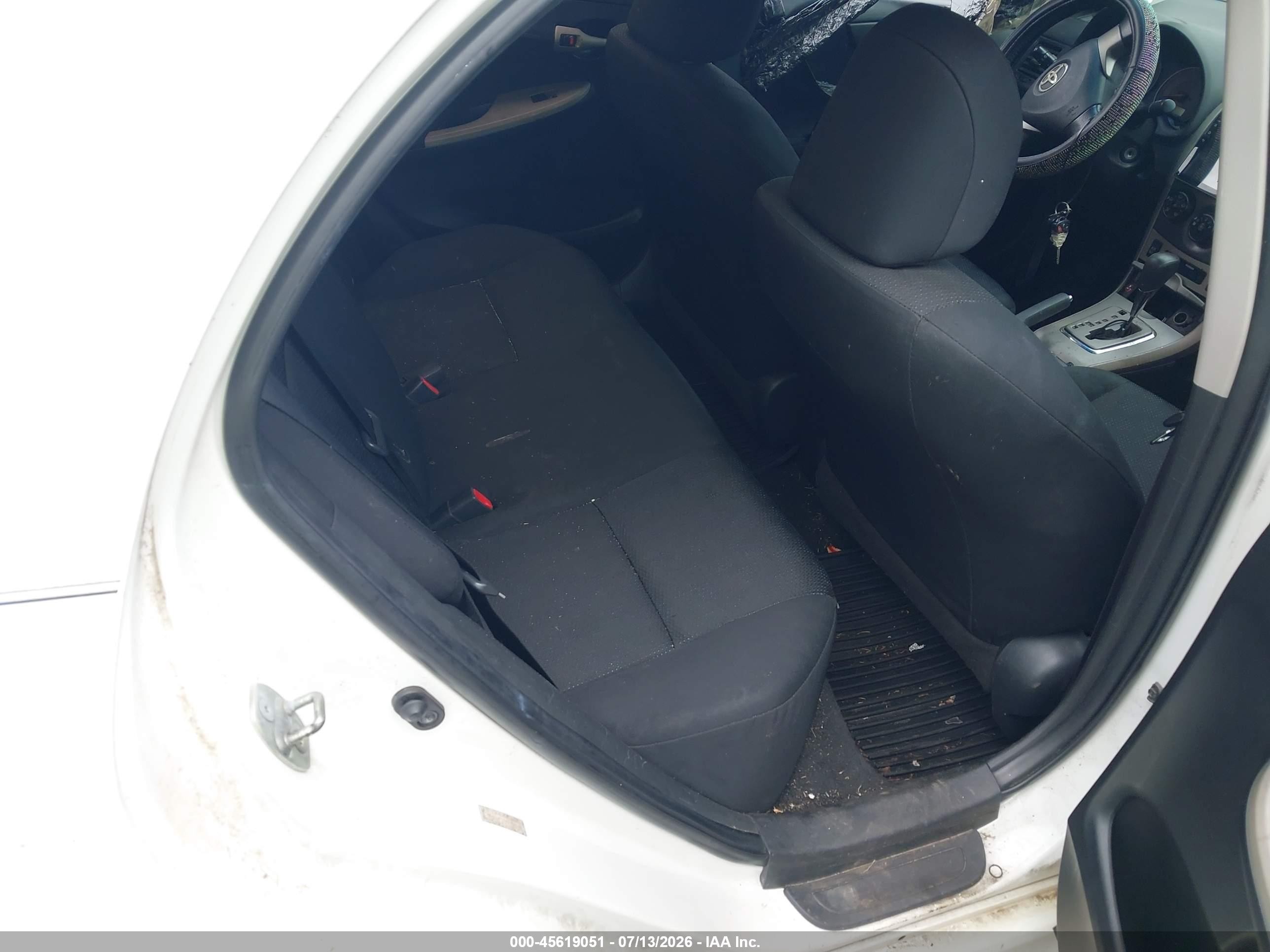 2010 Toyota Corolla S White vin: 1NXBU4EE5AZ184348