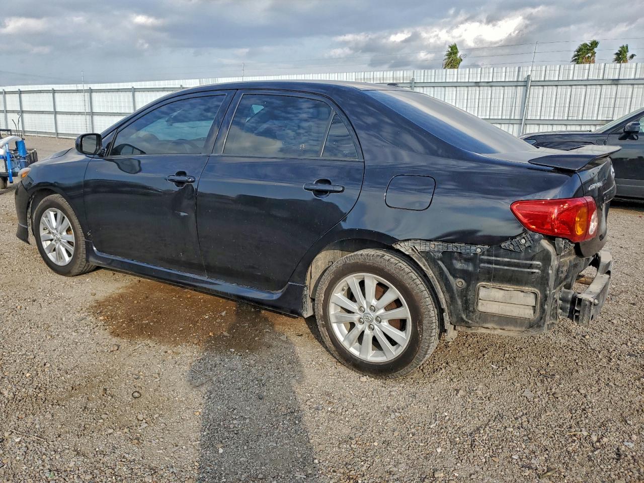 2010 Toyota Corolla Base Black vin: 1NXBU4EE5AZ196418