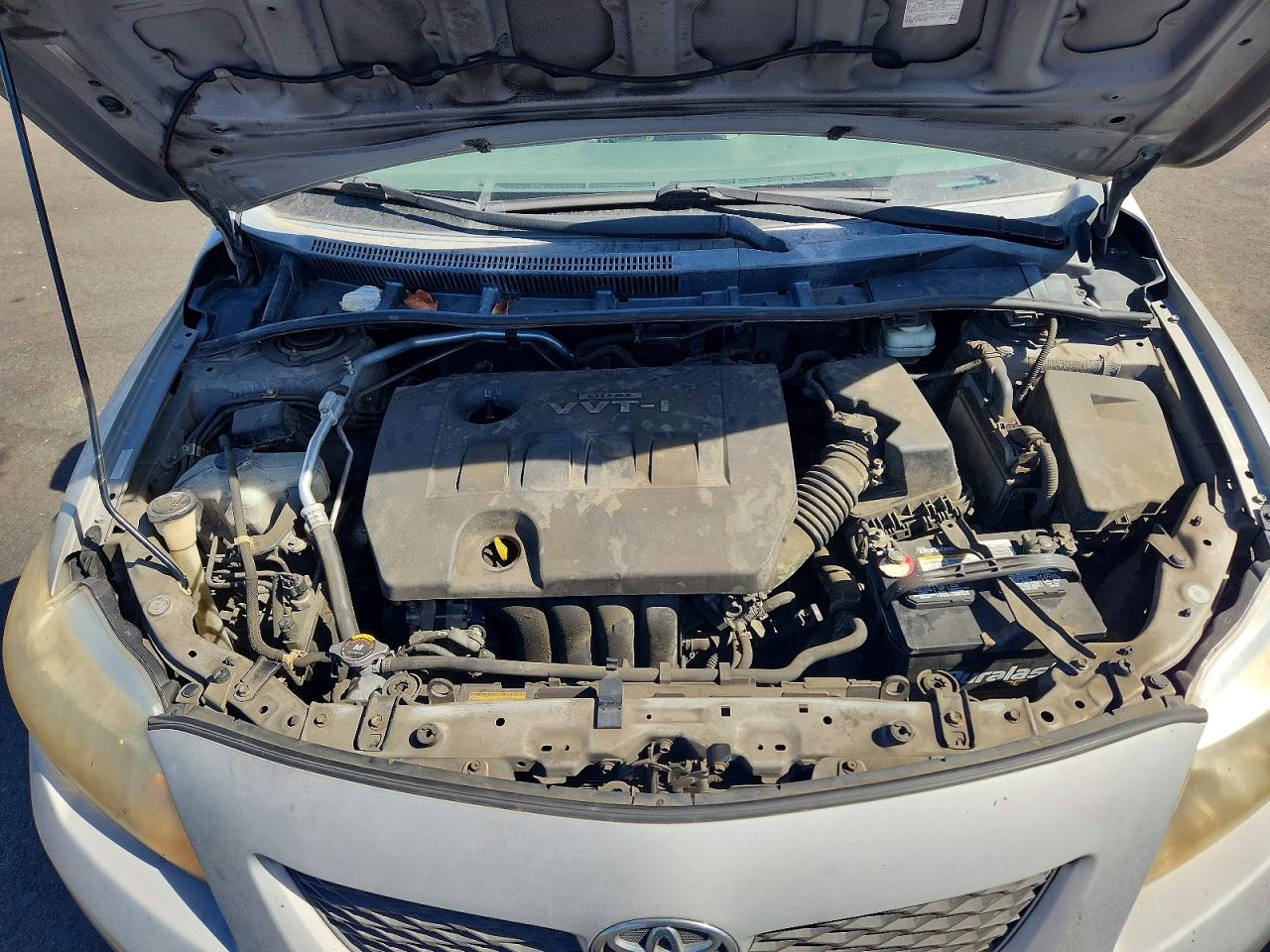 2010 Toyota Corolla Le Silver vin: 1NXBU4EE5AZ206123