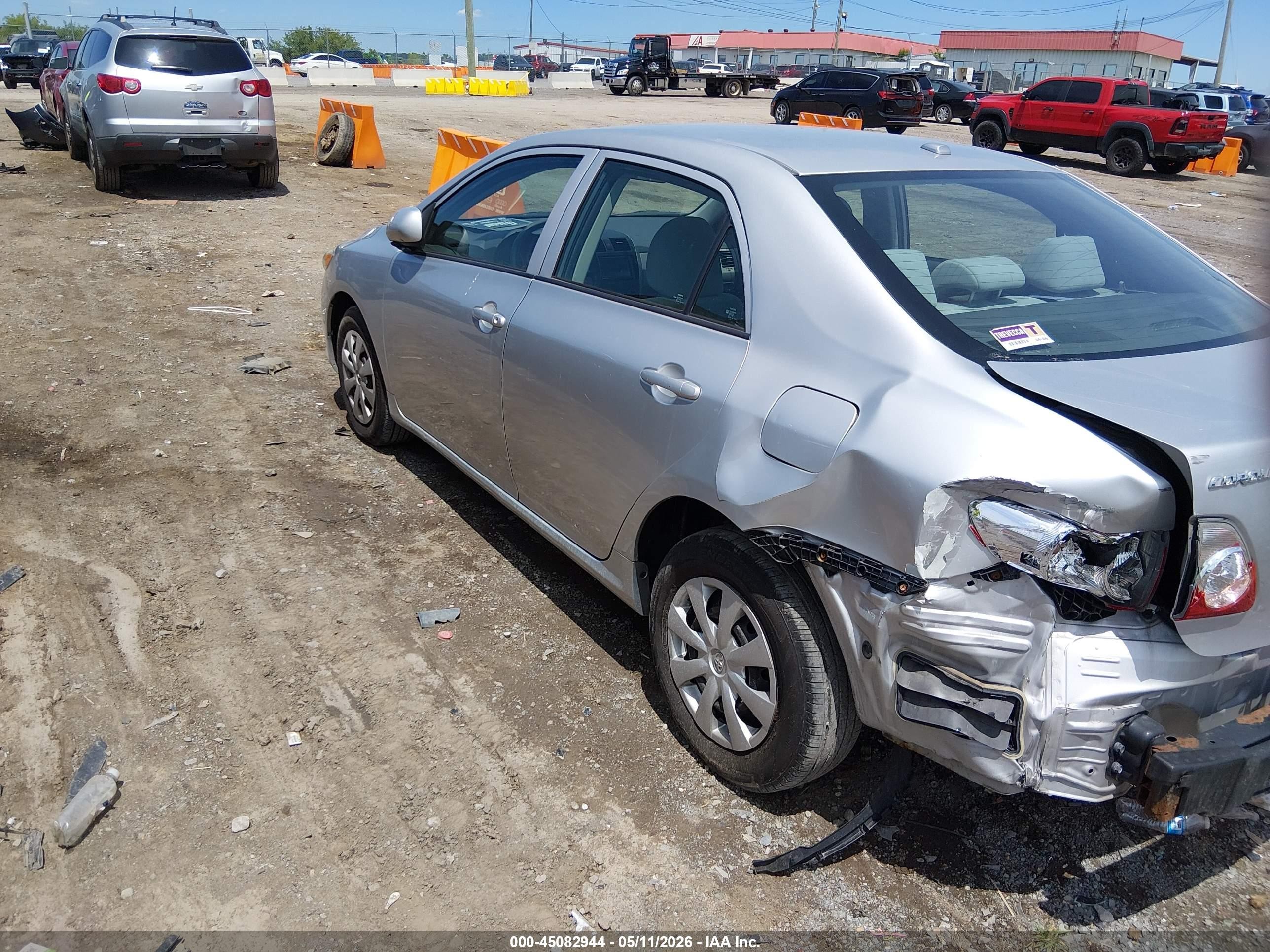 2010 Toyota Corolla Le Серебряный vin: 1NXBU4EE5AZ221303