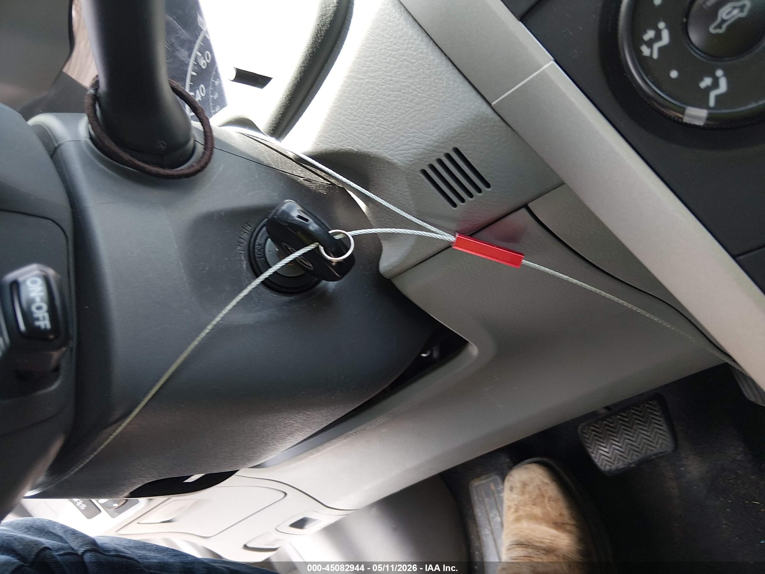 2010 Toyota Corolla Le Серебряный vin: 1NXBU4EE5AZ221303