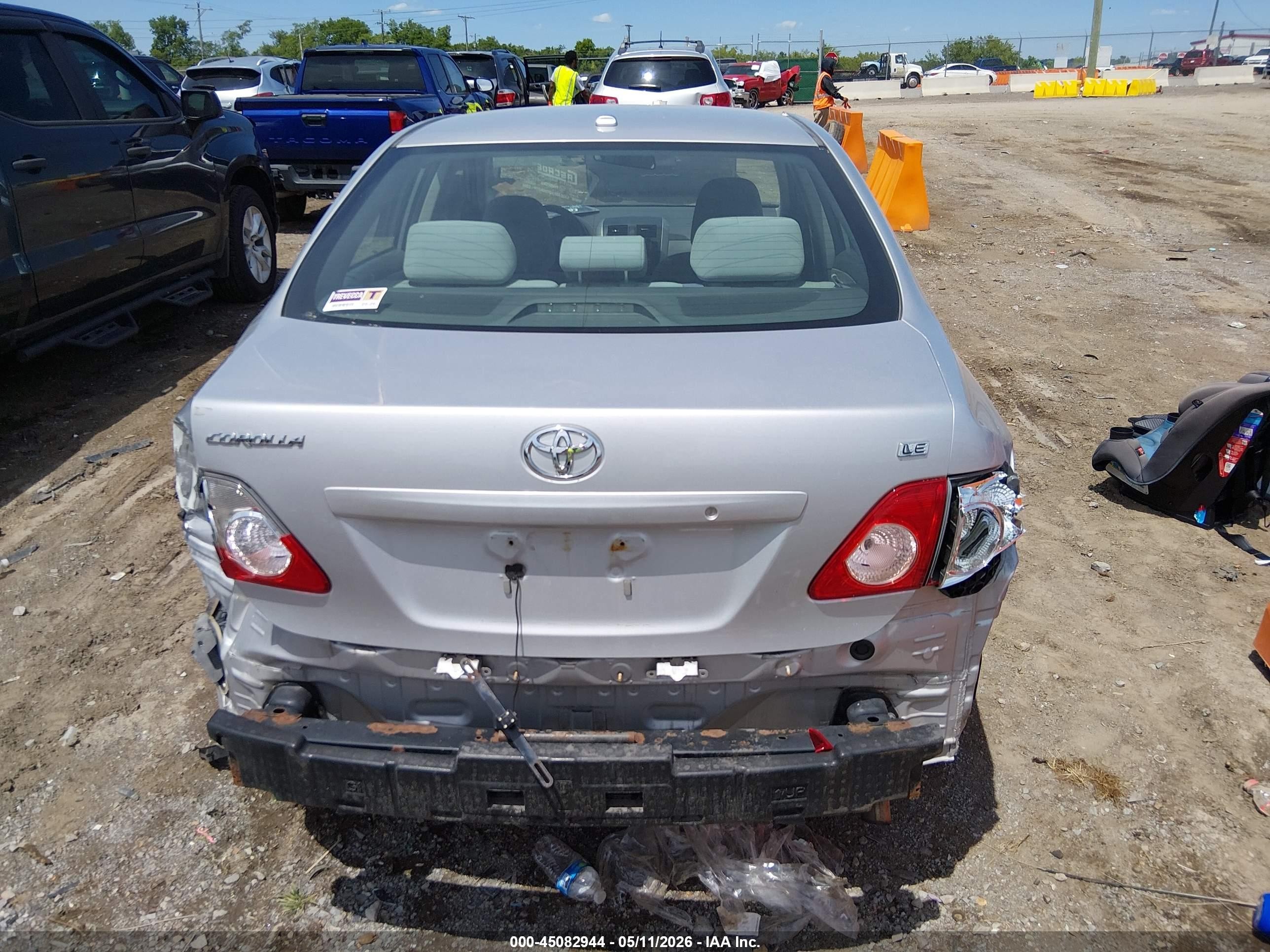 2010 Toyota Corolla Le Серебряный vin: 1NXBU4EE5AZ221303