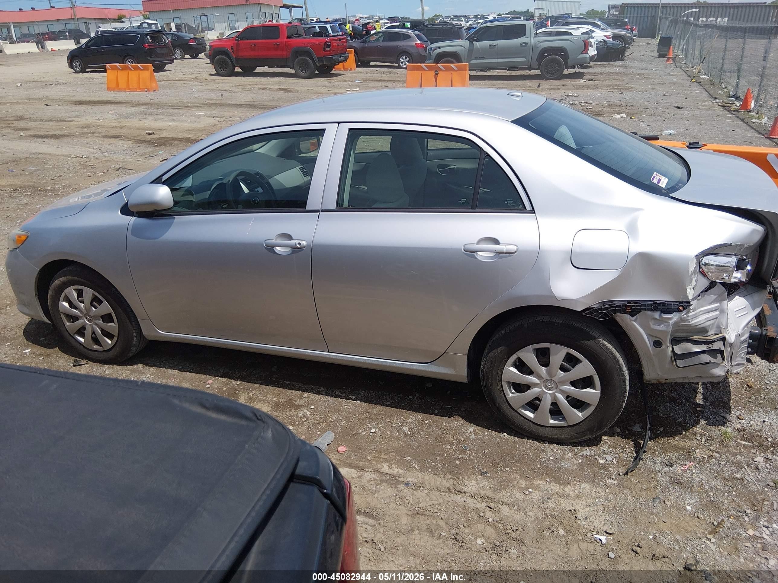 2010 Toyota Corolla Le Серебряный vin: 1NXBU4EE5AZ221303