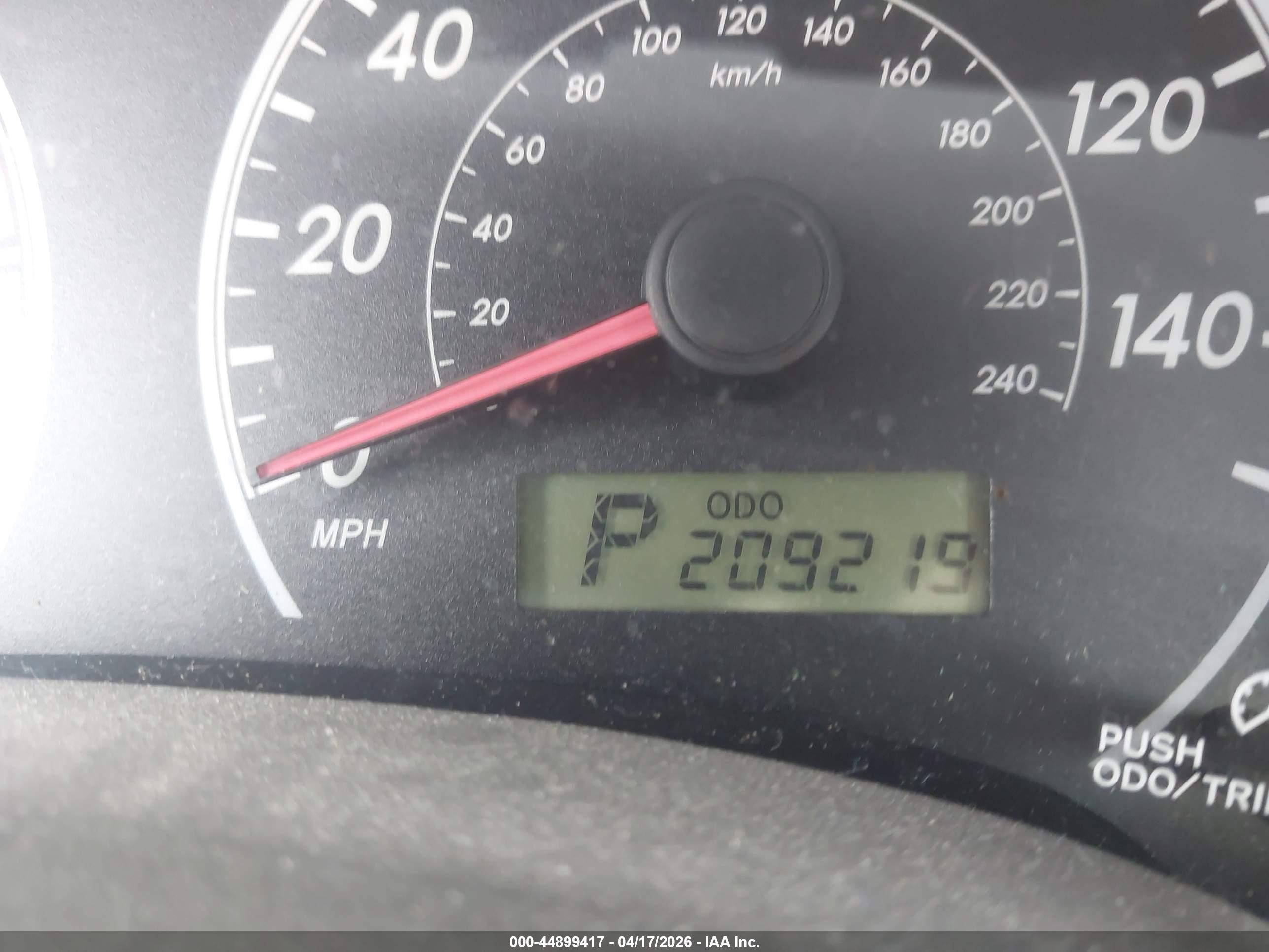 2010 Toyota Corolla Le Silver vin: 1NXBU4EE5AZ226856