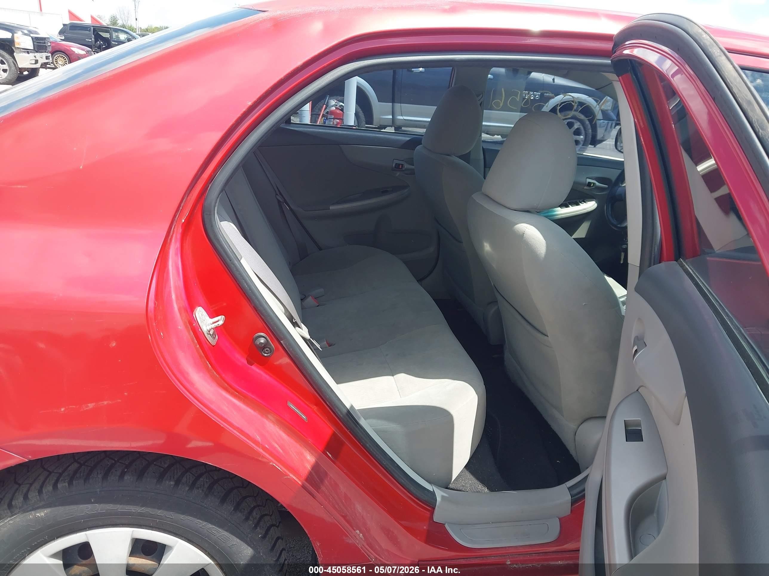 2010 Toyota Corolla Le Красный vin: 1NXBU4EE5AZ275099