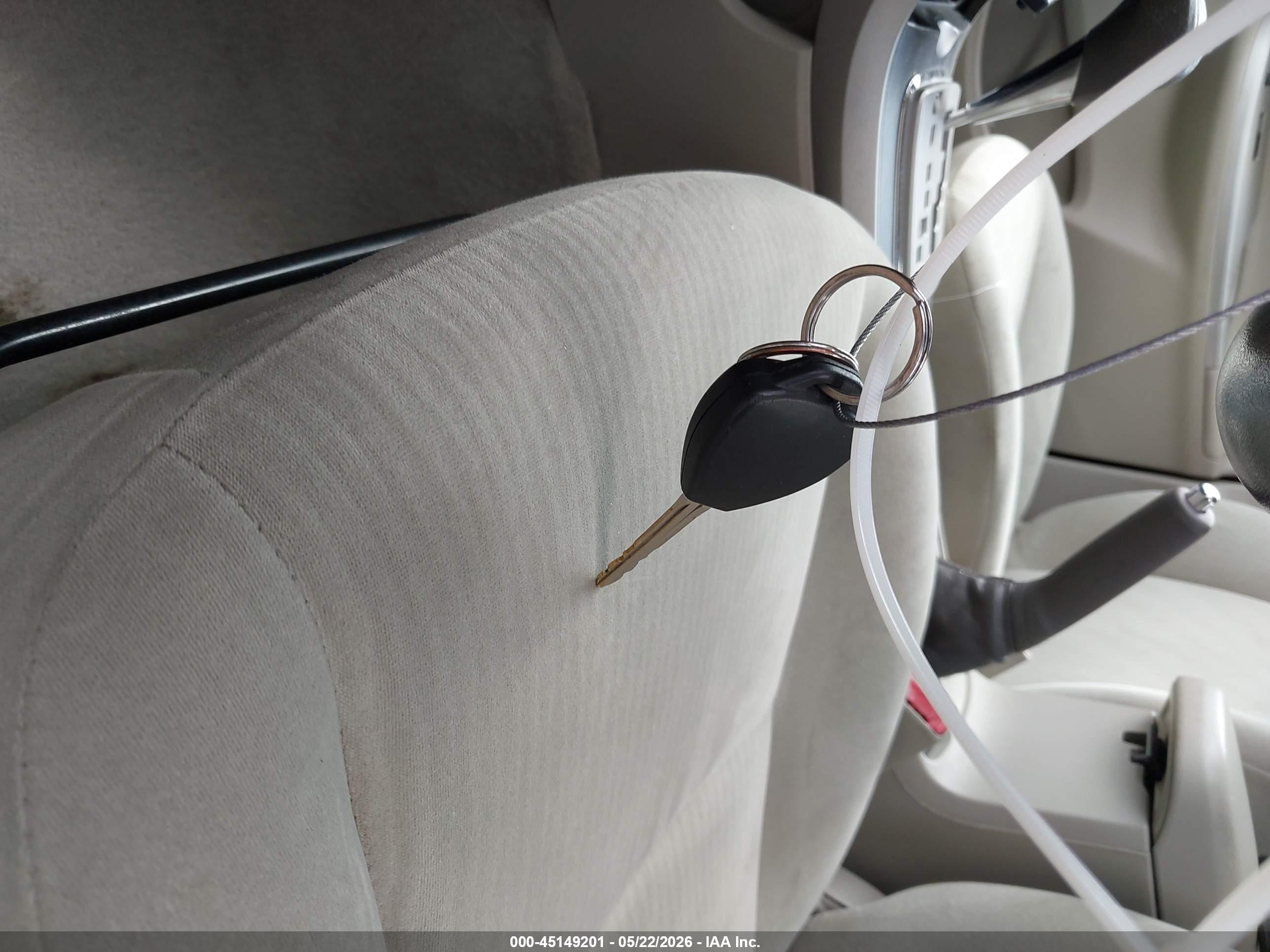 2010 Toyota Corolla Le Gold vin: 1NXBU4EE5AZ285258