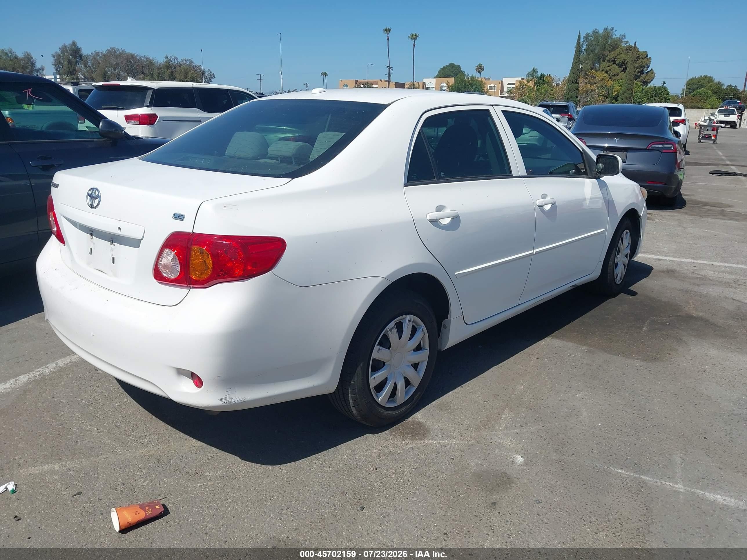 2010 Toyota Corolla Le Белый vin: 1NXBU4EE5AZ293599