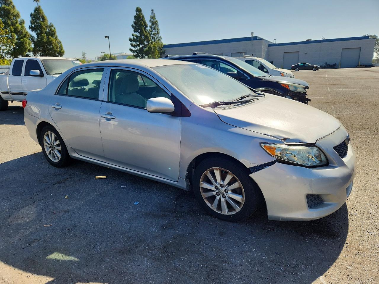 2010 Toyota Corolla Le Silver vin: 1NXBU4EE5AZ300616