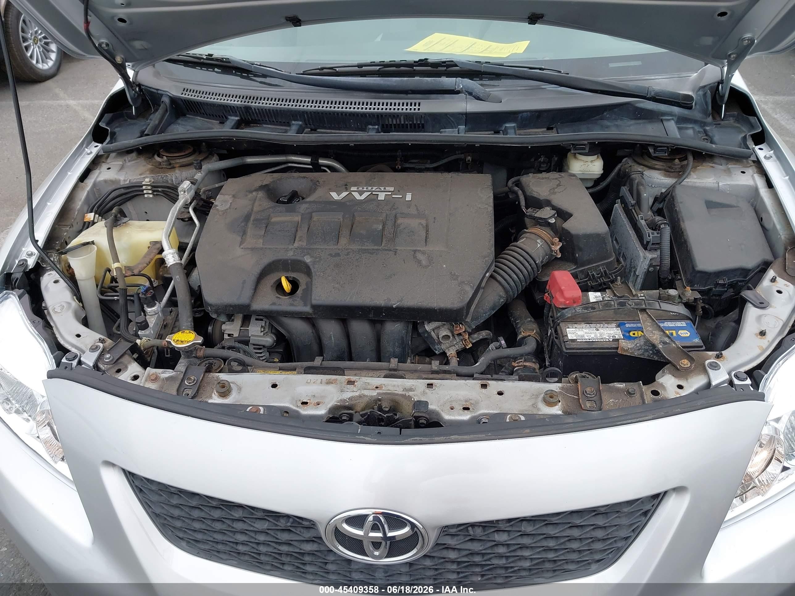 2010 Toyota Corolla Le Серебряный vin: 1NXBU4EE5AZ302592