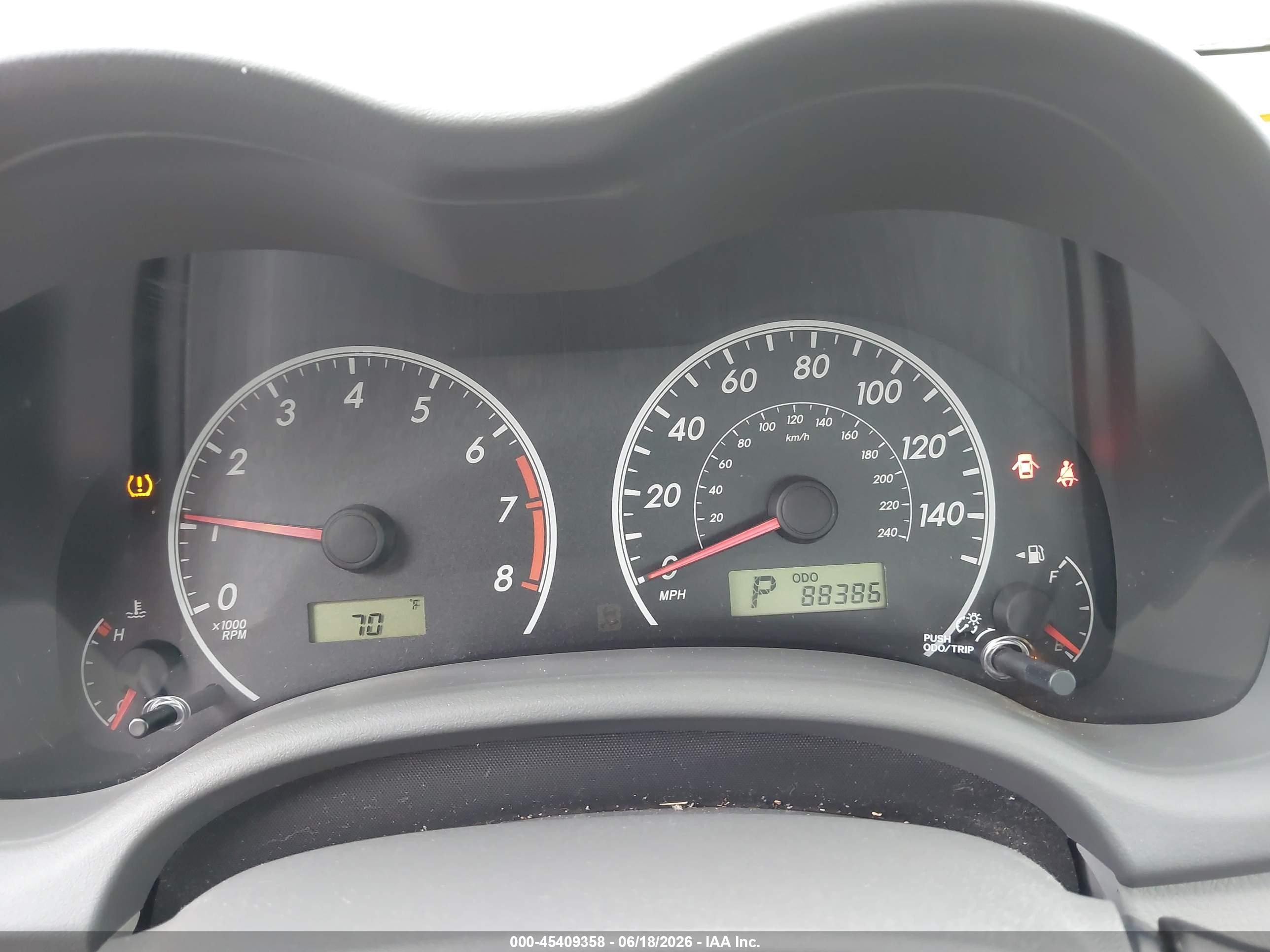 2010 Toyota Corolla Le Серебряный vin: 1NXBU4EE5AZ302592