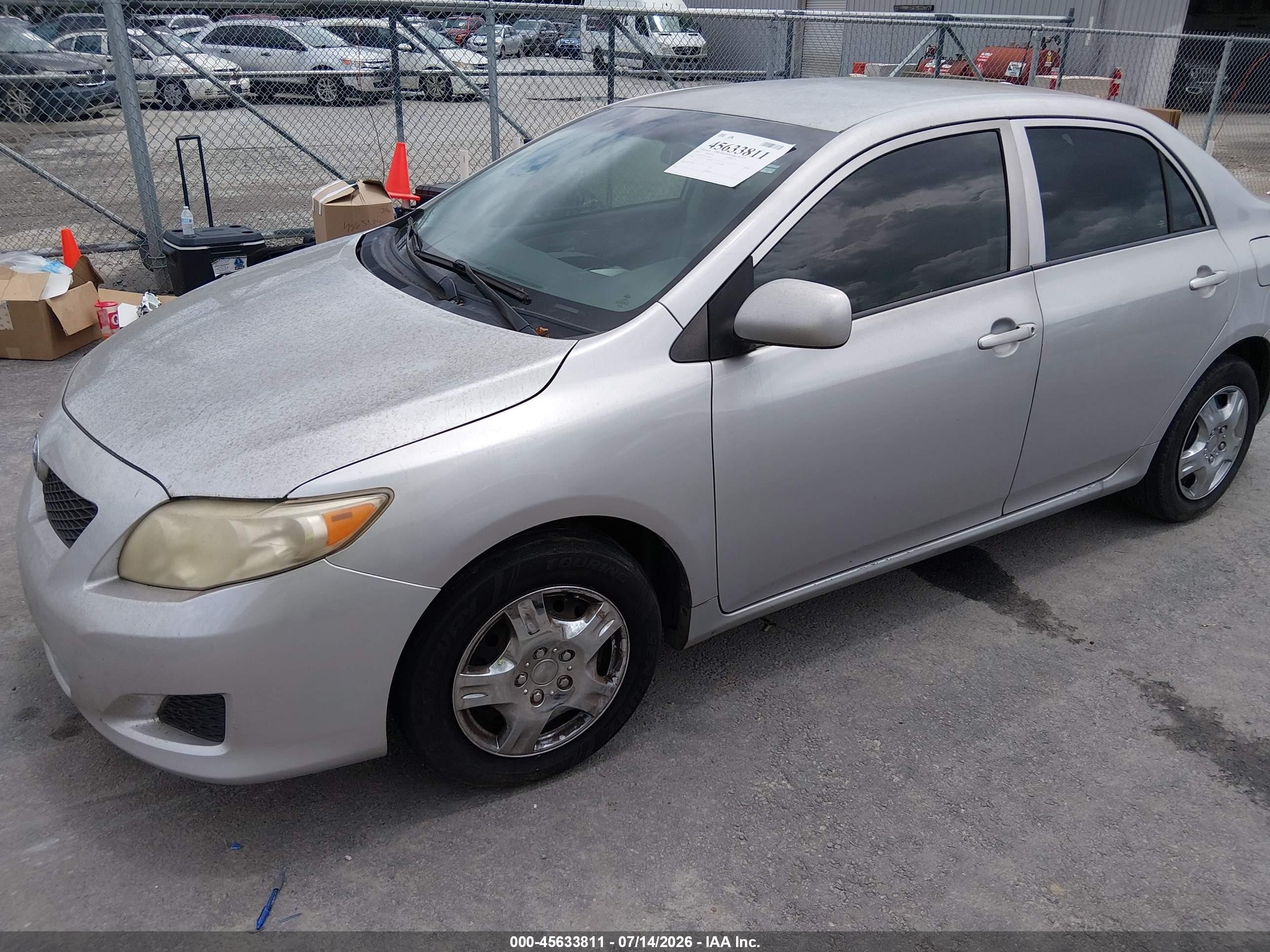 2010 Toyota Corolla Le Серебряный vin: 1NXBU4EE5AZ304651