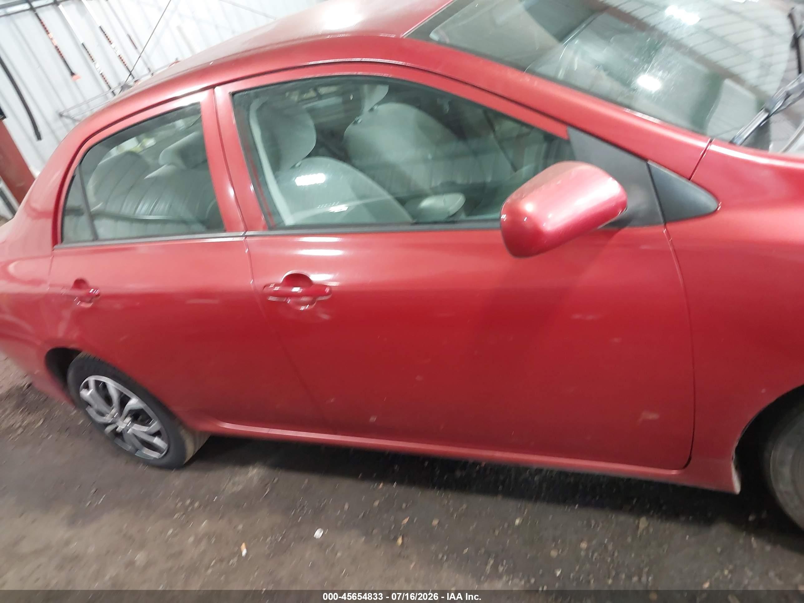 2010 Toyota Corolla Le Красный vin: 1NXBU4EE5AZ308313