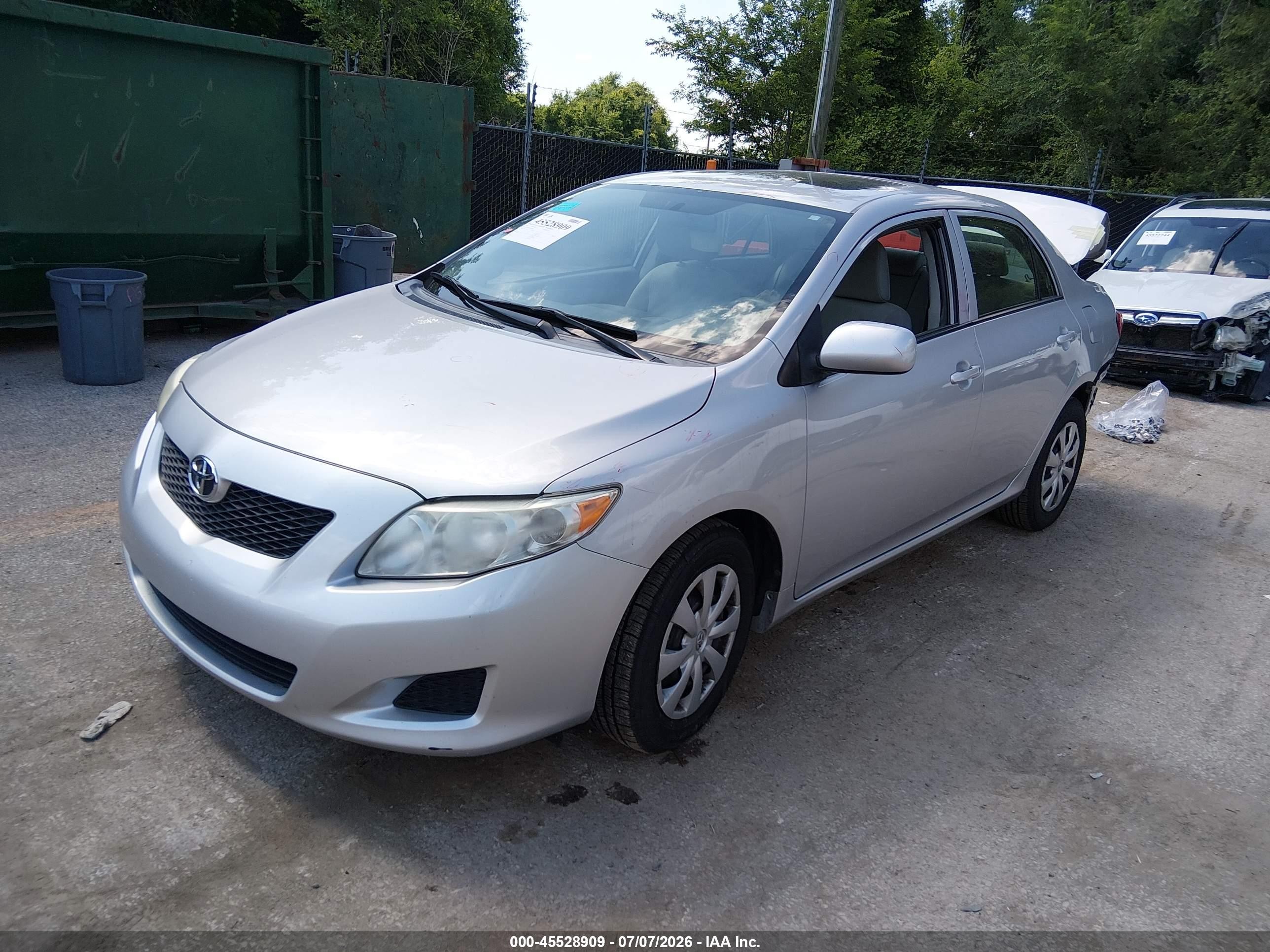 2010 Toyota Corolla Le Silver vin: 1NXBU4EE5AZ309915