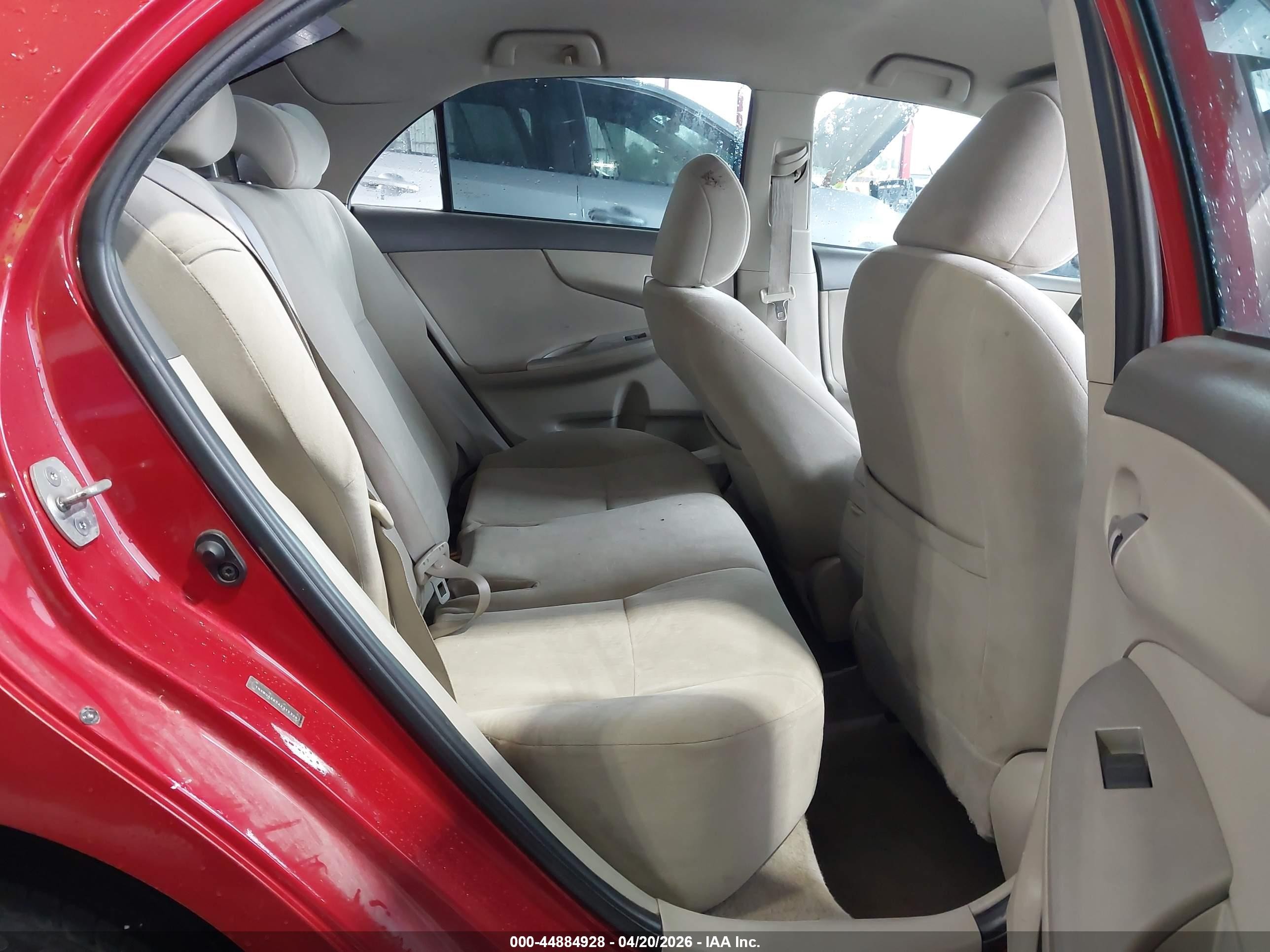 2010 Toyota Corolla Le Red vin: 1NXBU4EE5AZ315326