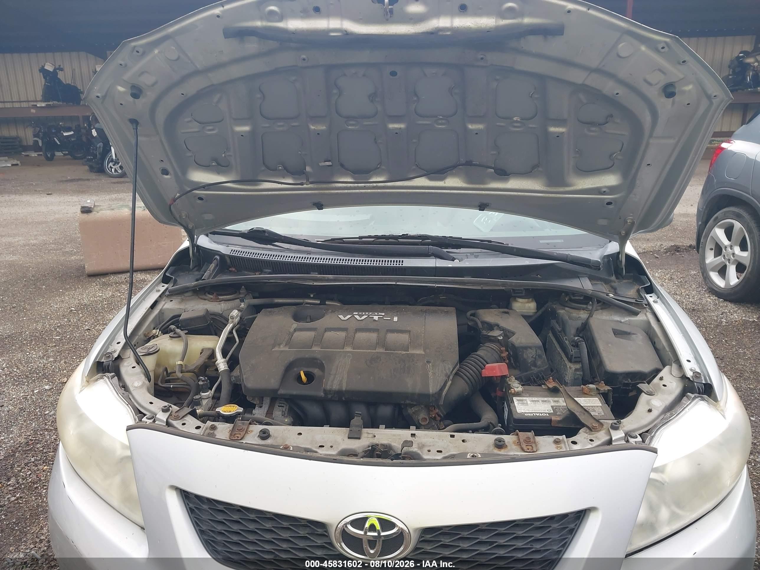 2010 Toyota Corolla Le Silver vin: 1NXBU4EE5AZ316668