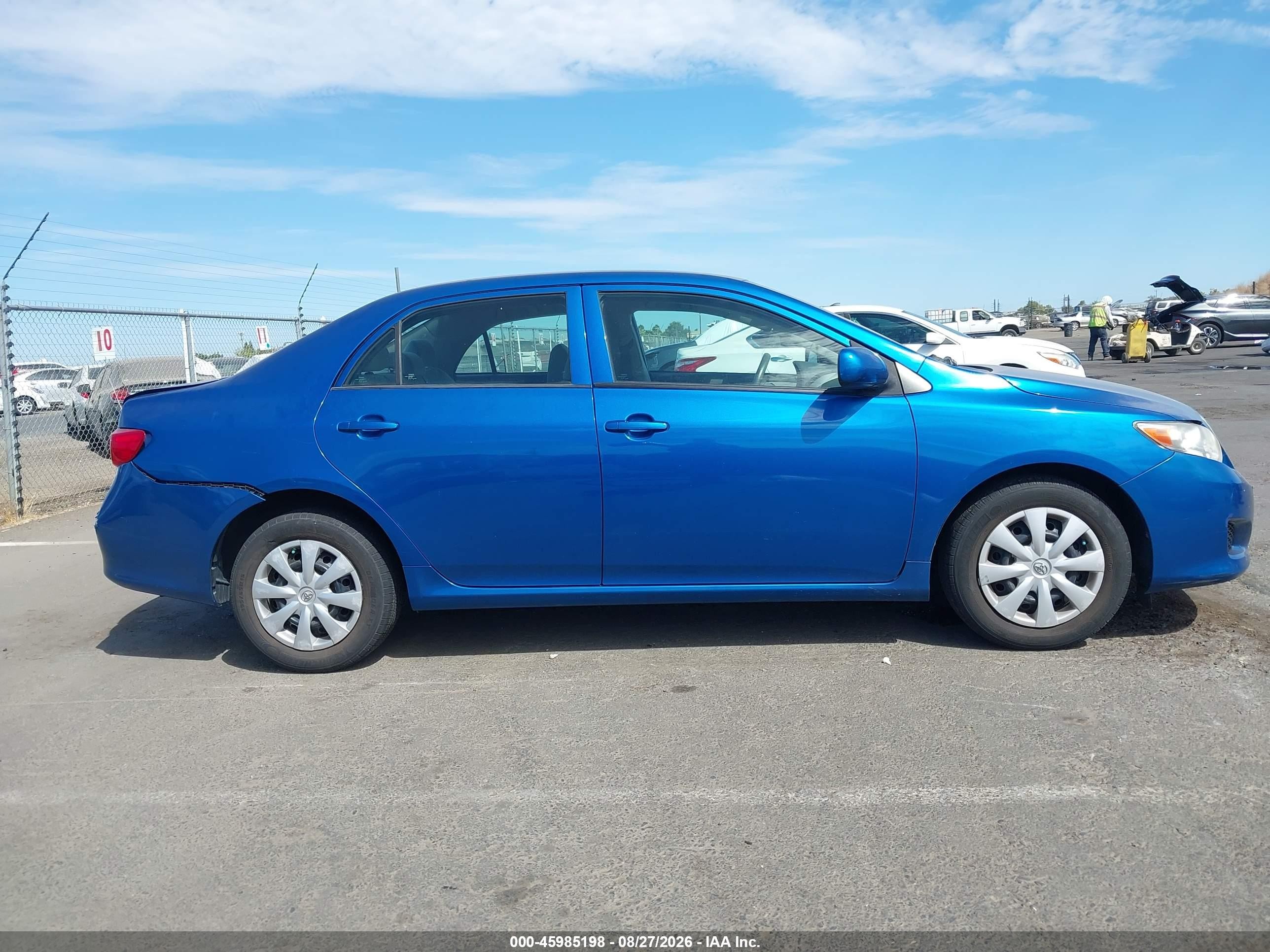 2010 Toyota Corolla Le Blue vin: 1NXBU4EE5AZ322812