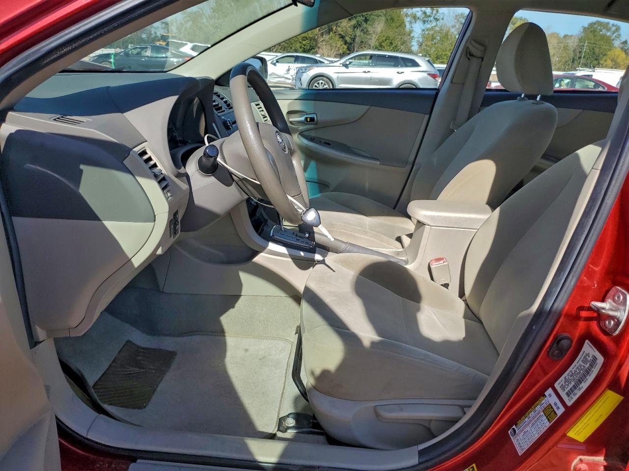 2010 Toyota Corolla Base Red vin: 1NXBU4EE5AZ330604