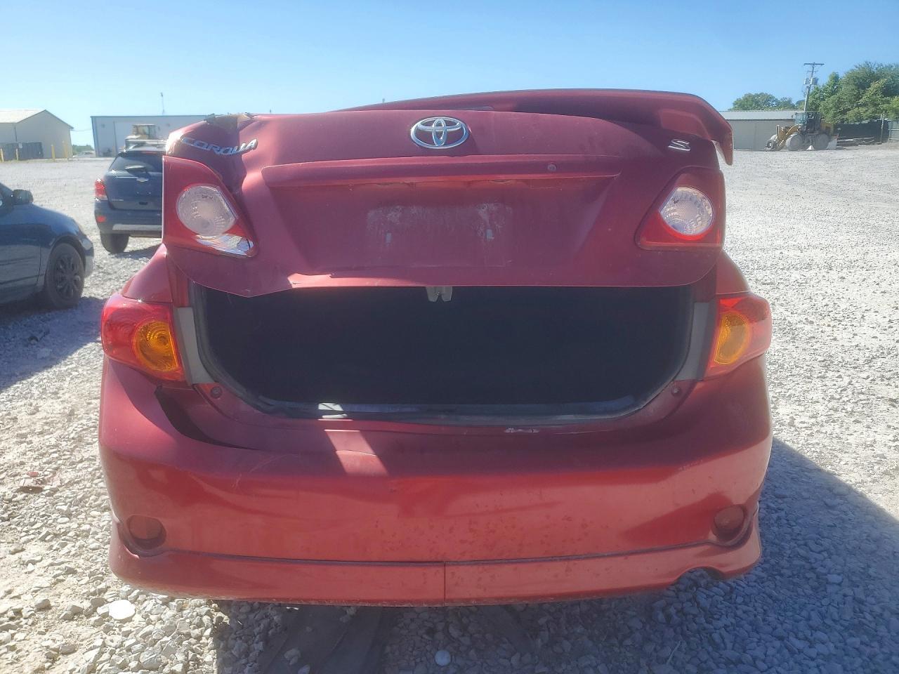 2010 Toyota Corolla S Maroon vin: 1NXBU4EE5AZ335012