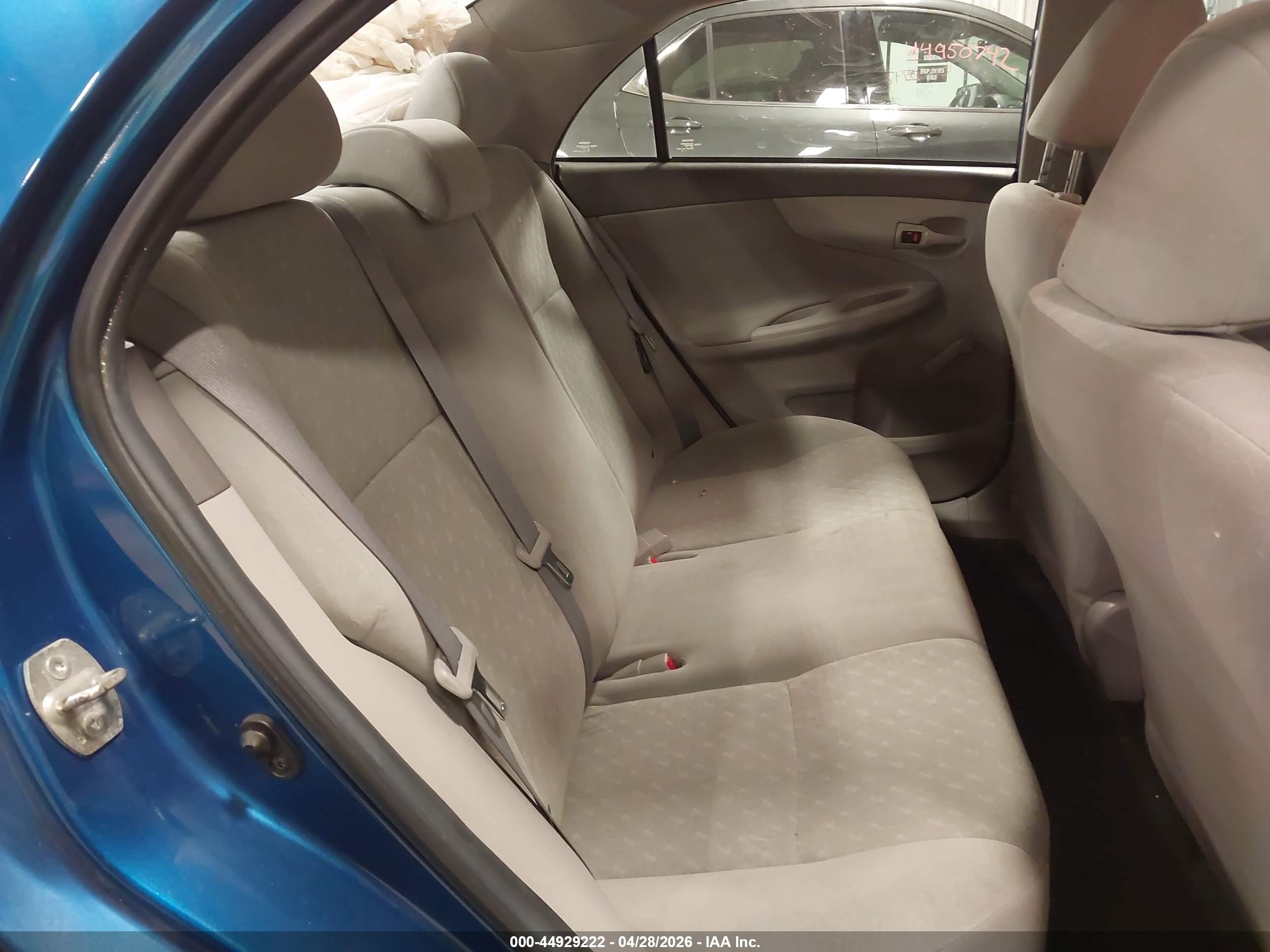 2010 Toyota Corolla   Blue vin: 1NXBU4EE5AZ336693