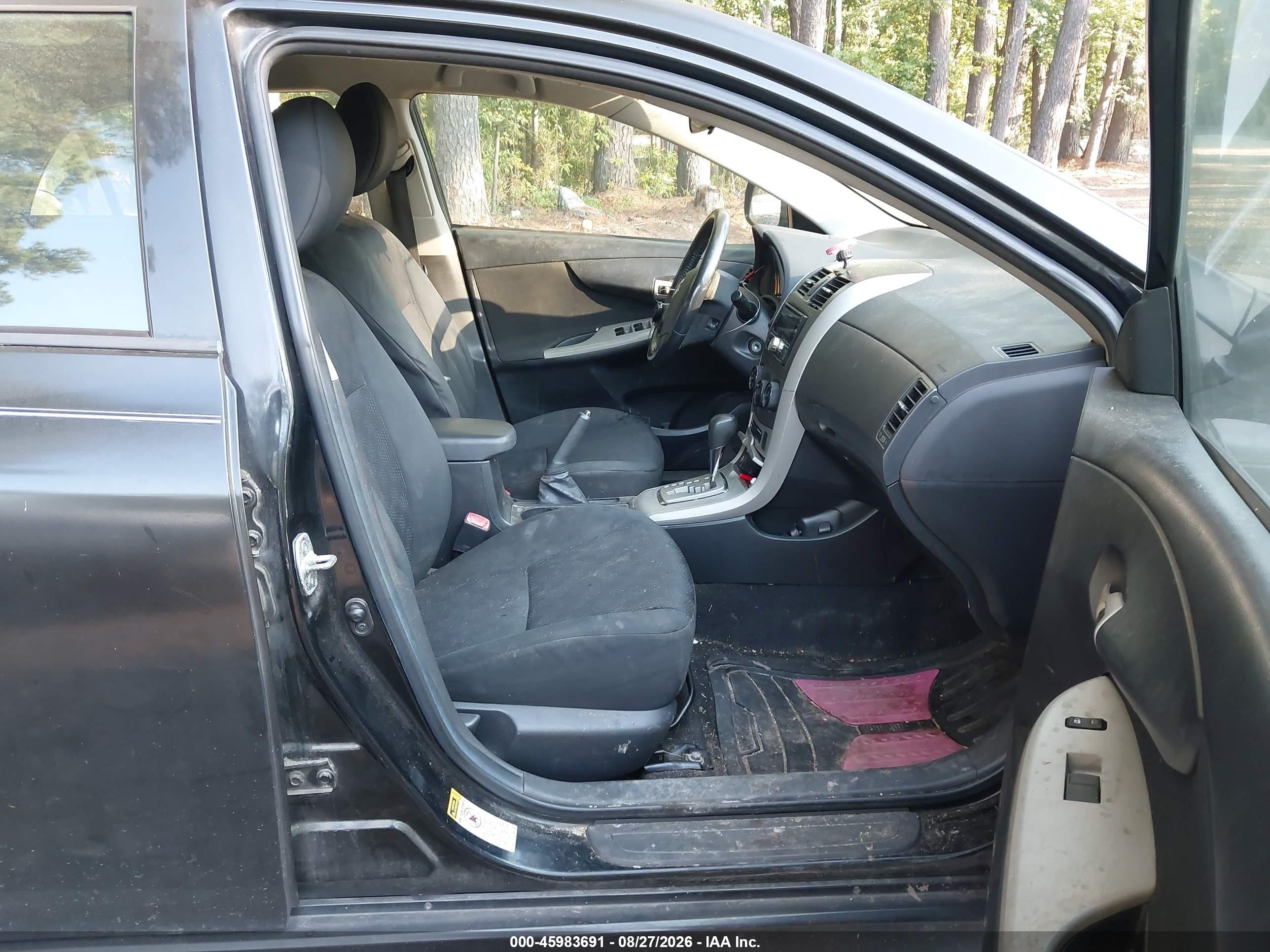 2010 Toyota Corolla S Черный vin: 1NXBU4EE5AZ354689
