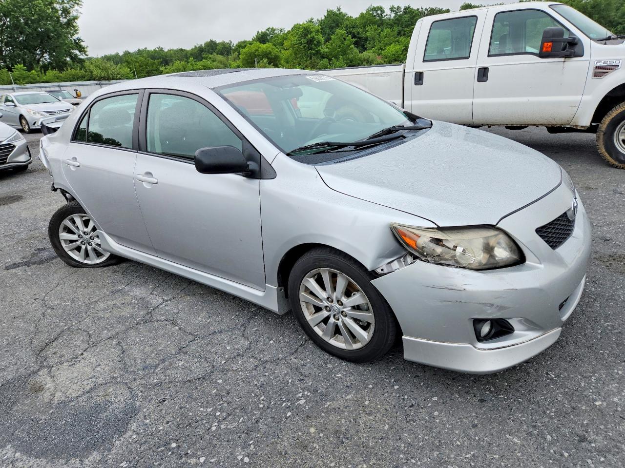2010 Toyota Corolla S Silver vin: 1NXBU4EE5AZ375509