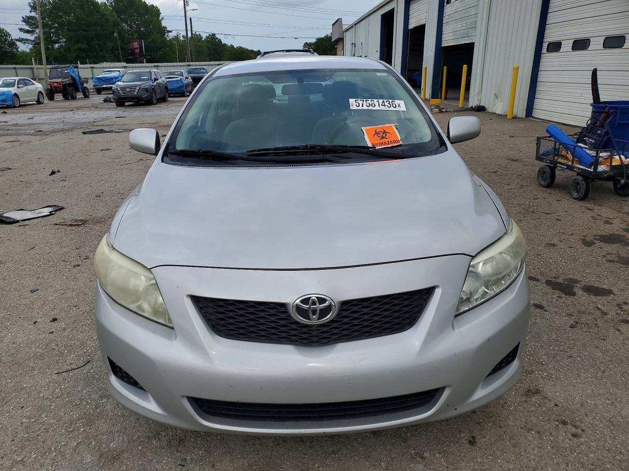 2010 Toyota Corolla Silver vin: 1NXBU4EE5AZ382220