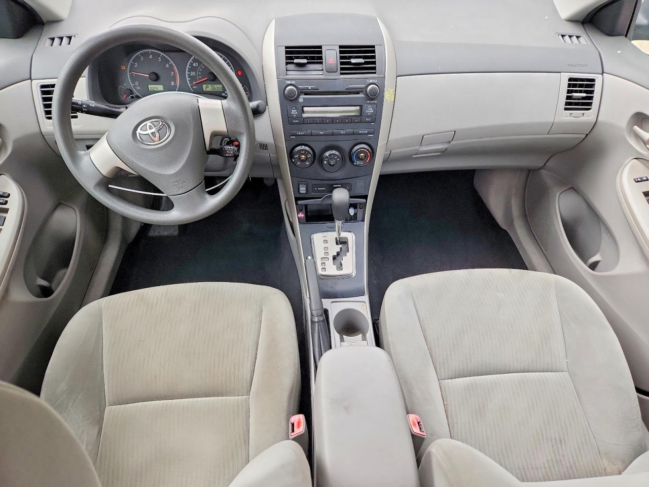 2010 Toyota Corolla Le Silver vin: 1NXBU4EE6AZ173701