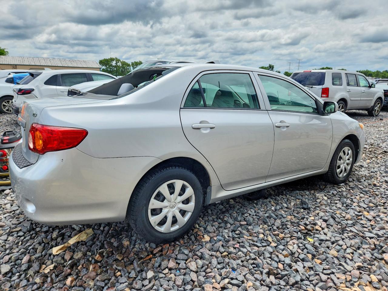 2010 Toyota Corolla Le Silver vin: 1NXBU4EE6AZ173701