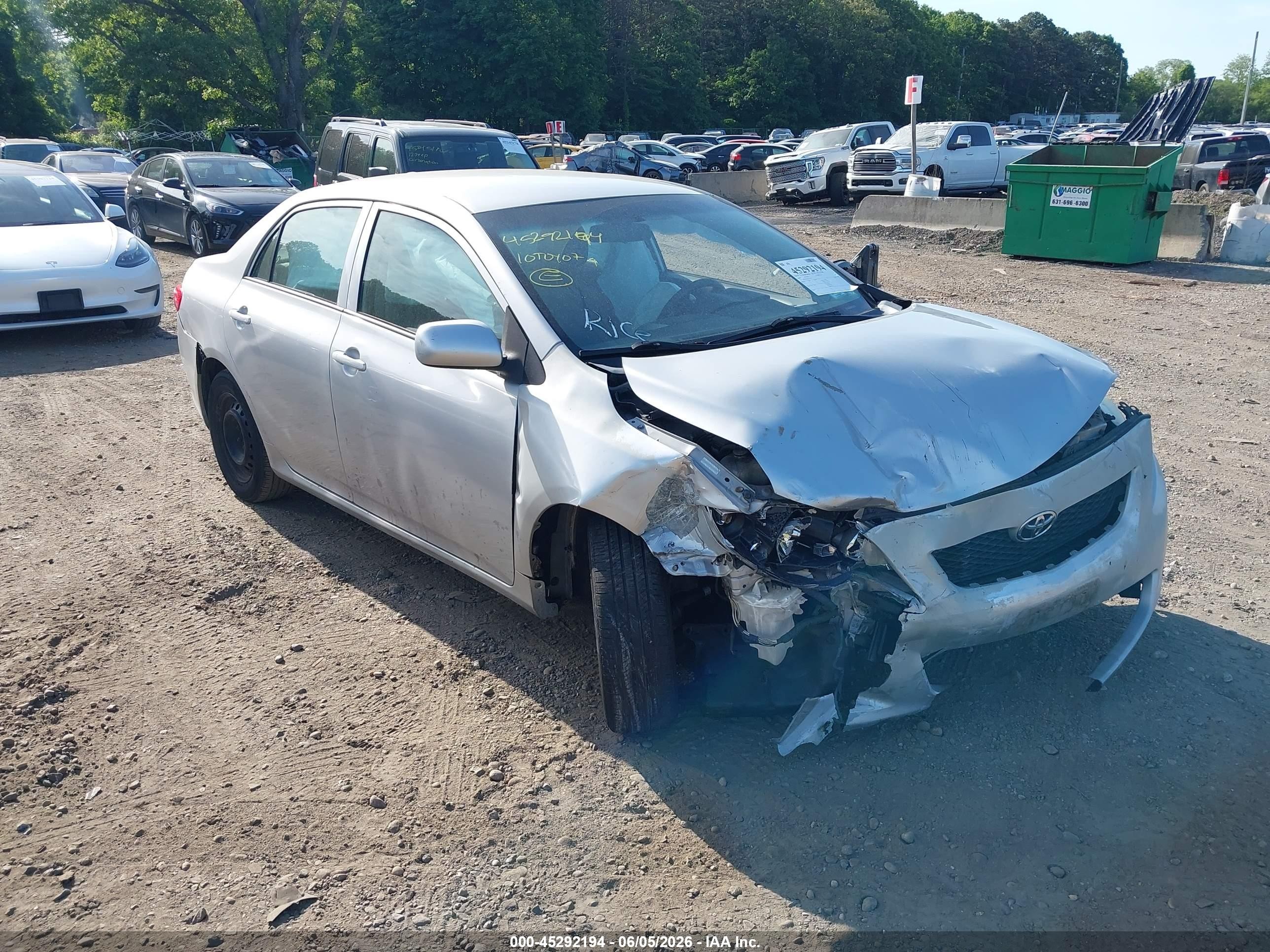 2010 Toyota Corolla Le Silver vin: 1NXBU4EE6AZ178526