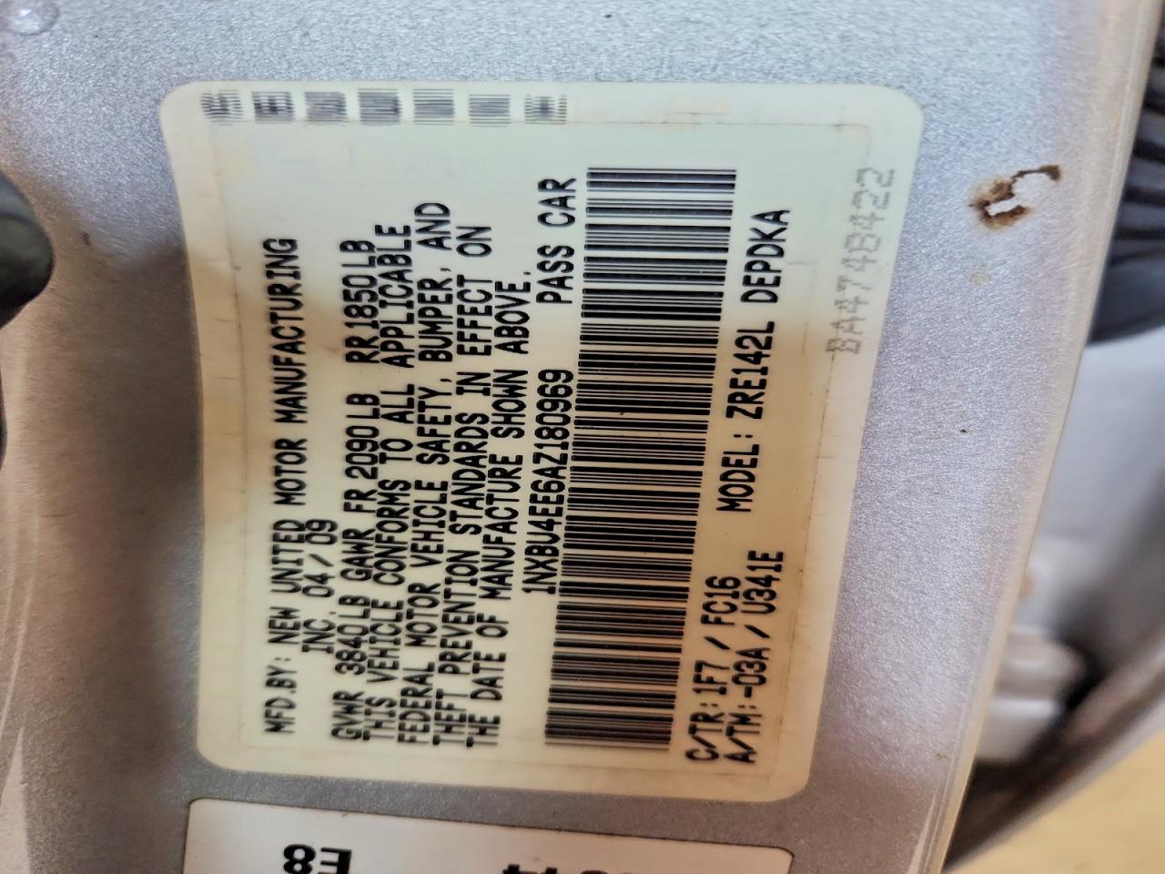 2010 Toyota Corolla Le Silver vin: 1NXBU4EE6AZ180969