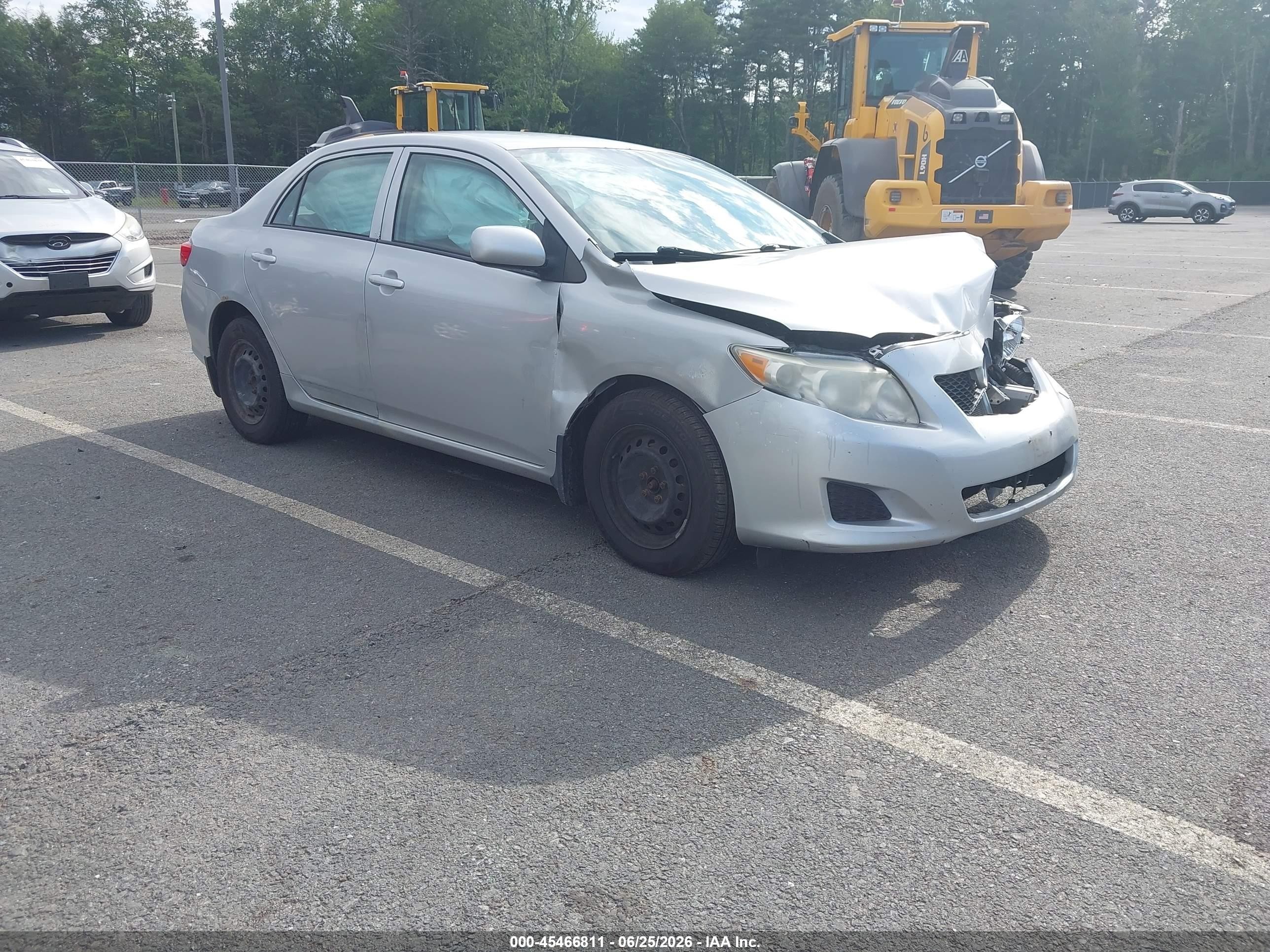 2010 Toyota Corolla Le Silver vin: 1NXBU4EE6AZ200511