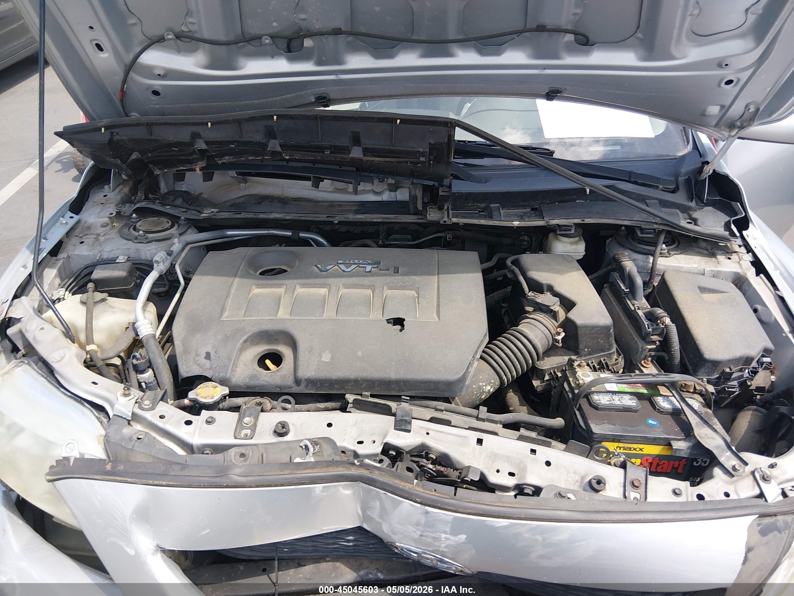 2010 Toyota Corolla Le Silver vin: 1NXBU4EE6AZ207944