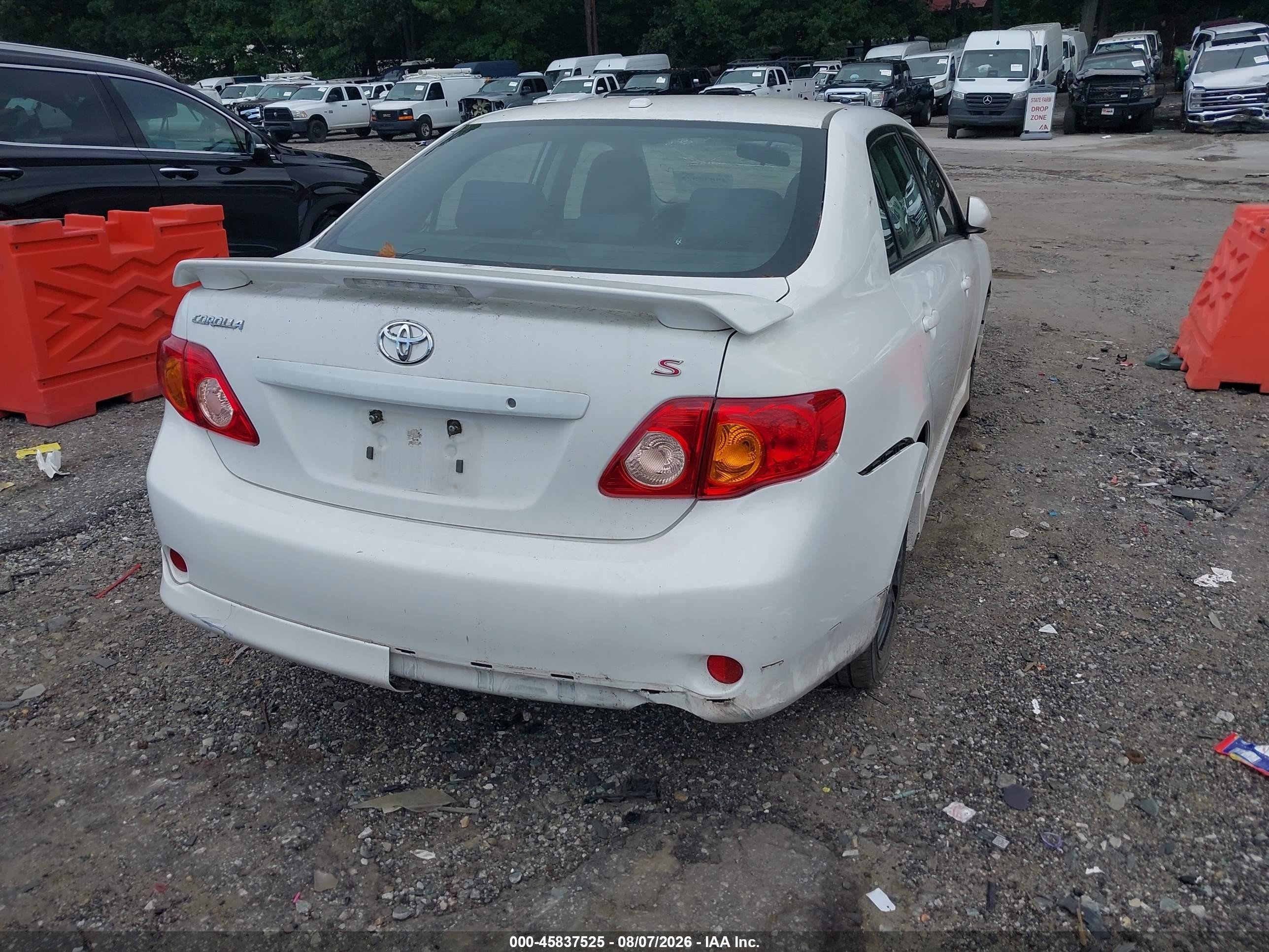 2010 Toyota Corolla S White vin: 1NXBU4EE6AZ216627