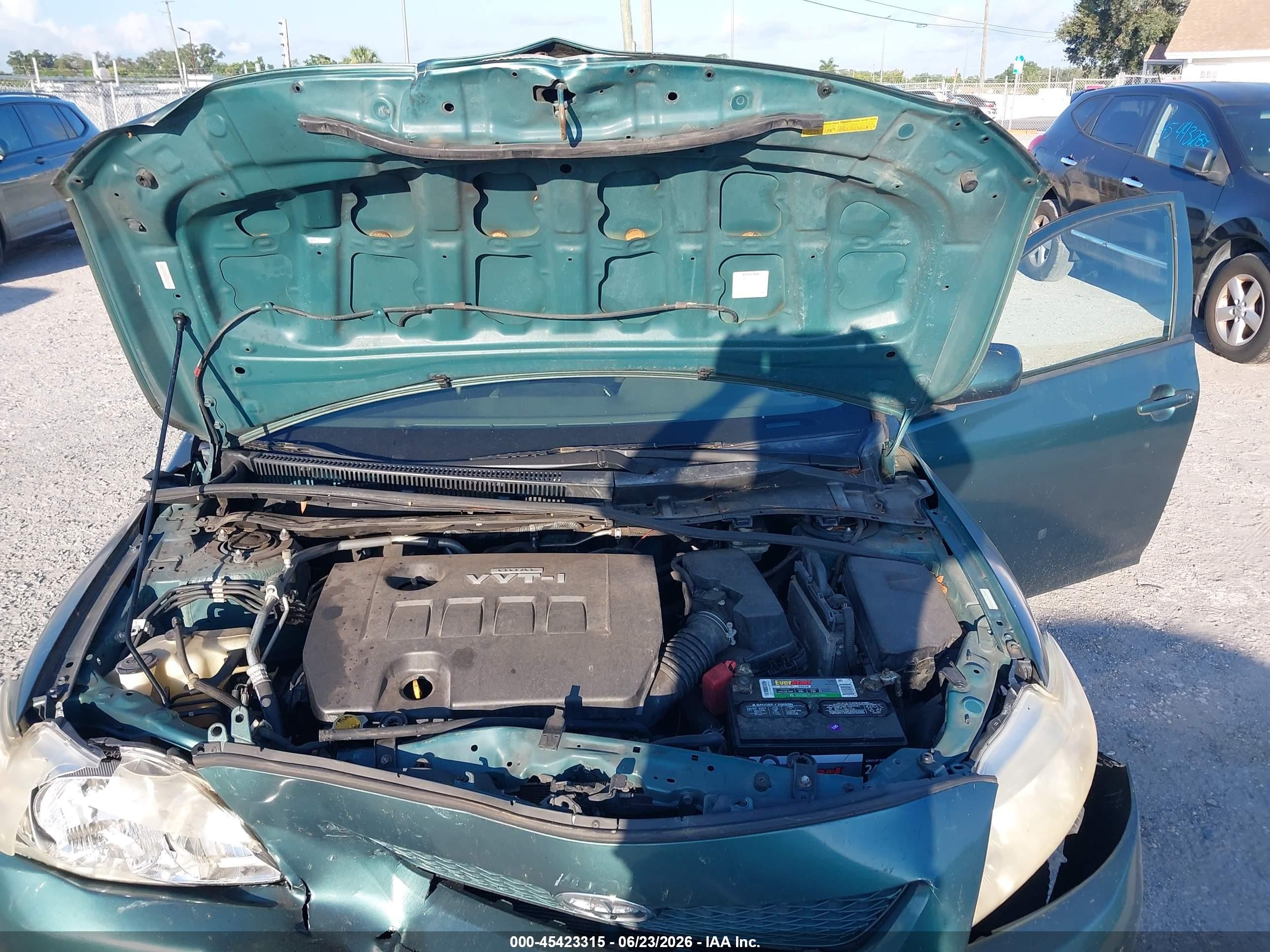 2010 Toyota Corolla Le Green vin: 1NXBU4EE6AZ231838