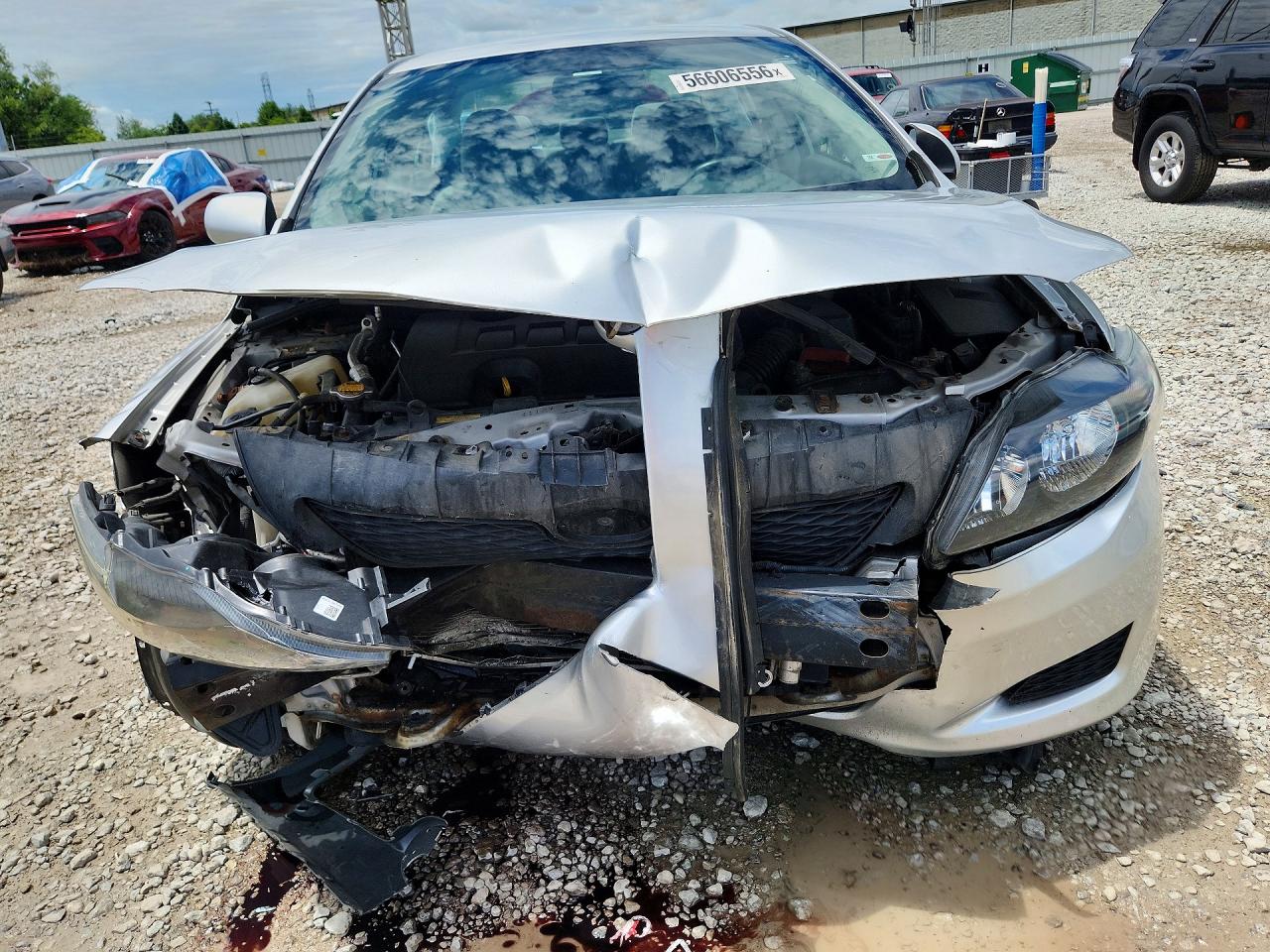 2010 Toyota Corolla Le Silver vin: 1NXBU4EE6AZ241933