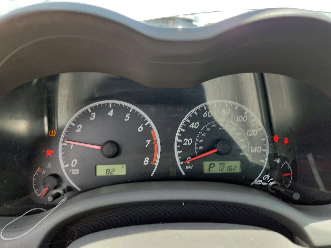 2010 Toyota Corolla Le Silver vin: 1NXBU4EE6AZ241933