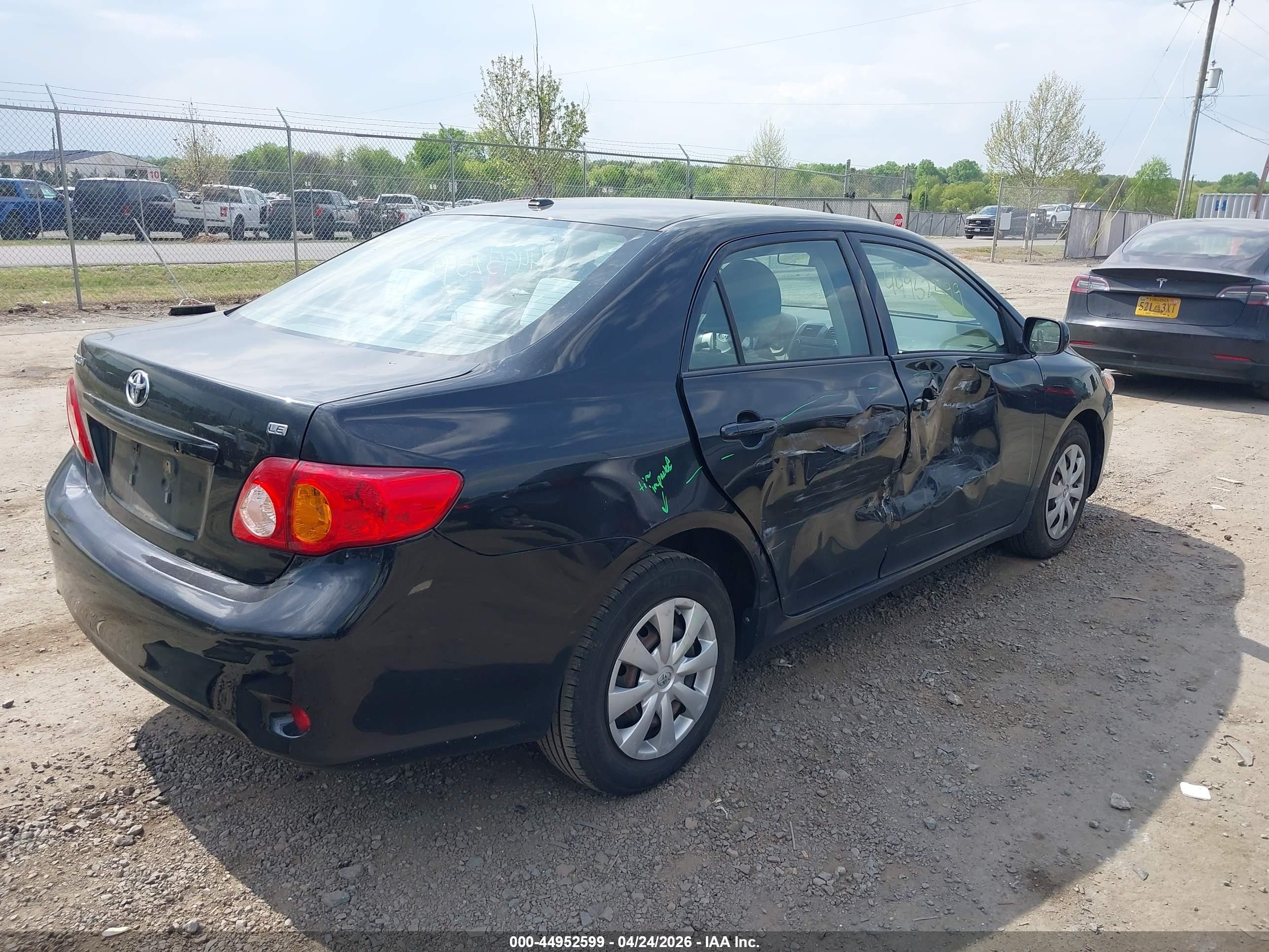 2010 Toyota Corolla Le Черный vin: 1NXBU4EE6AZ254231
